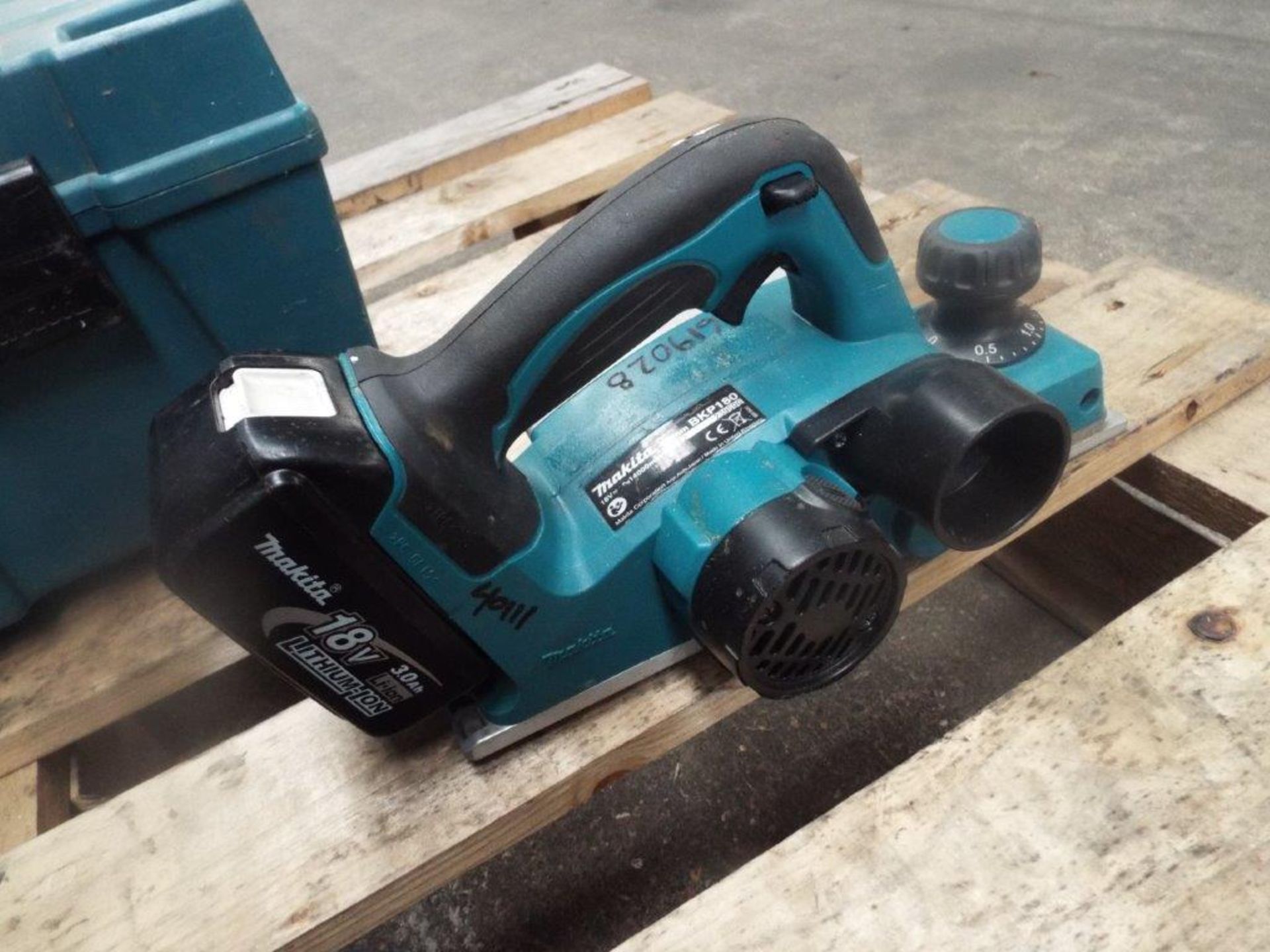 Makita BKP180 Planer with Battery and Charger - Bild 3 aus 7