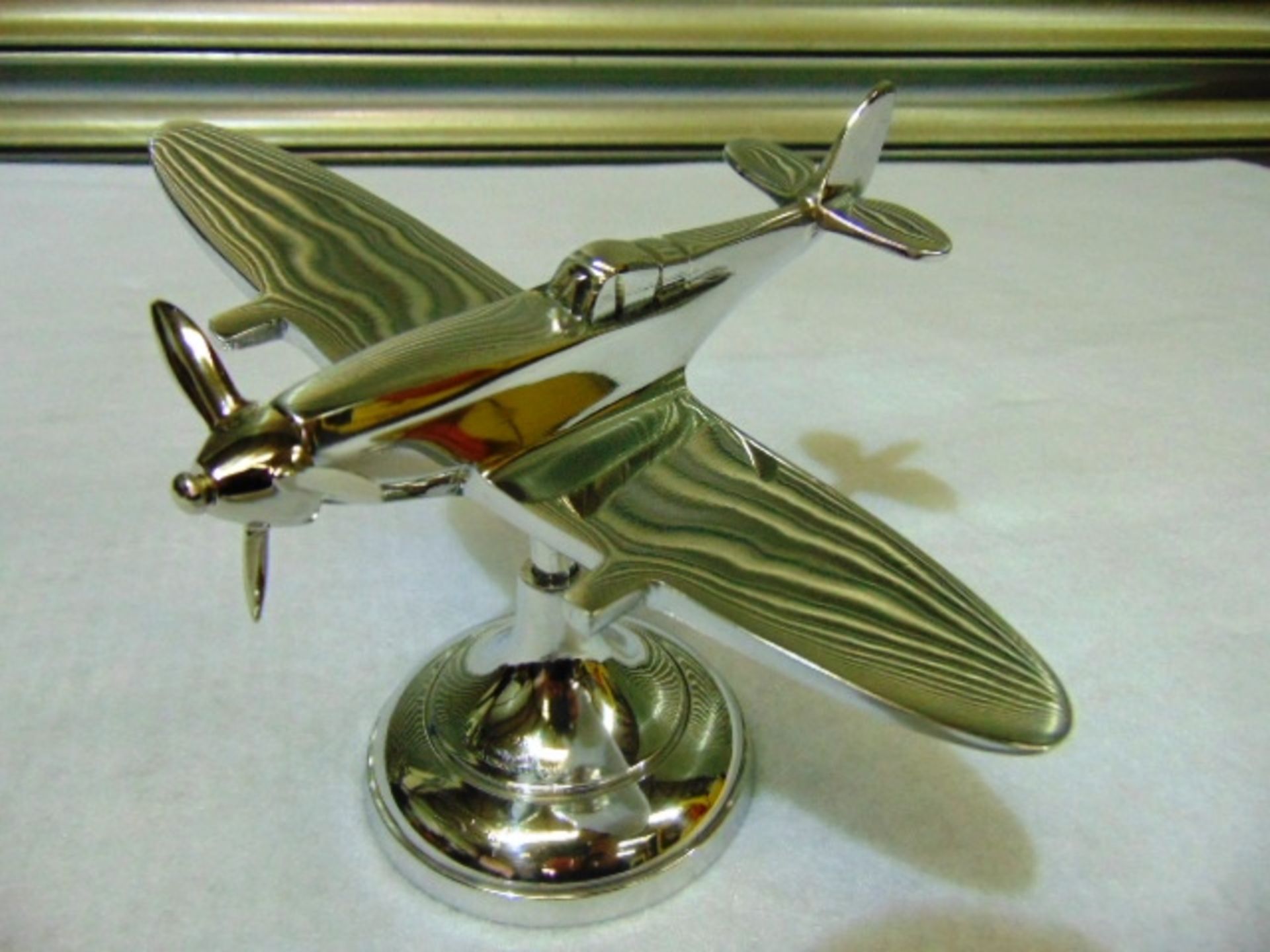 Aluminium Desktop WWII Supermarine Spitfire Model - Image 4 of 6