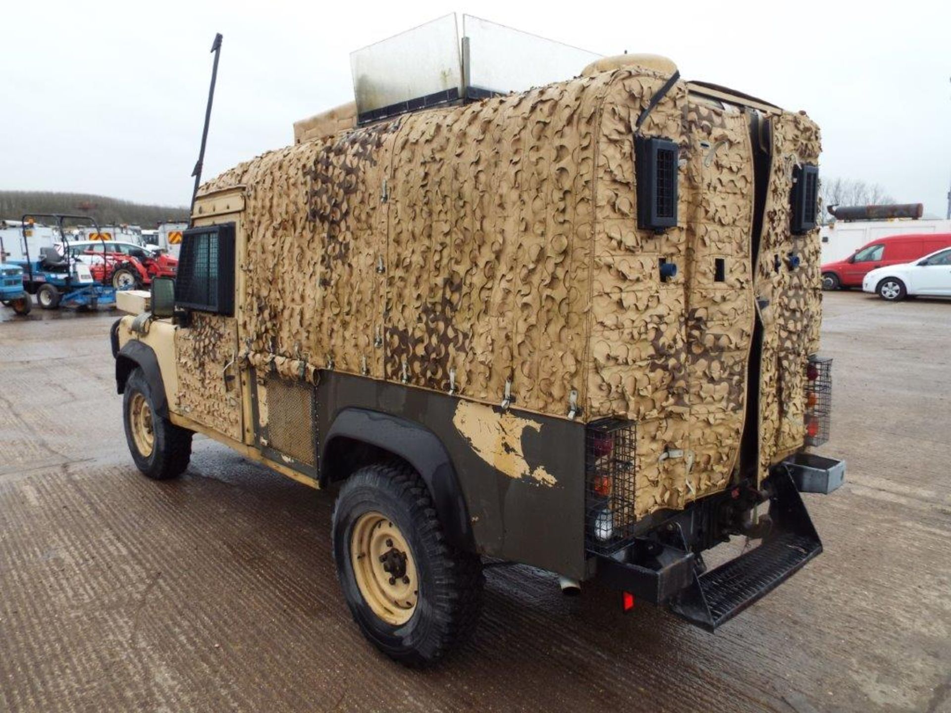 Land Rover 110 300TDi Snatch-2A - Image 5 of 21