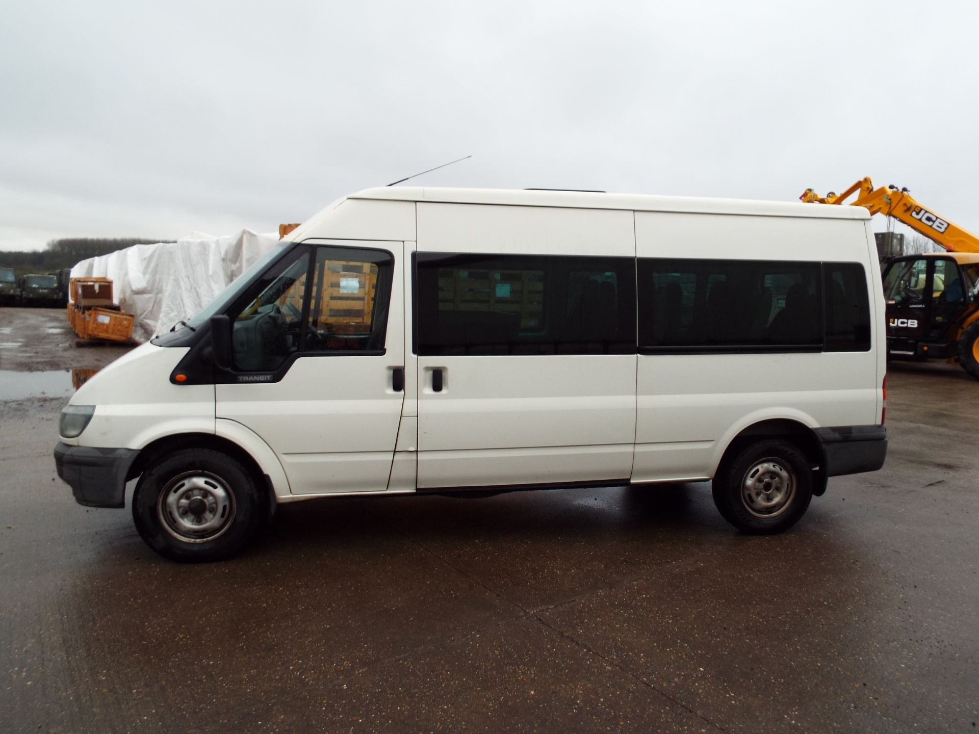 Ford Transit 11 Seat Minibus - Image 4 of 20