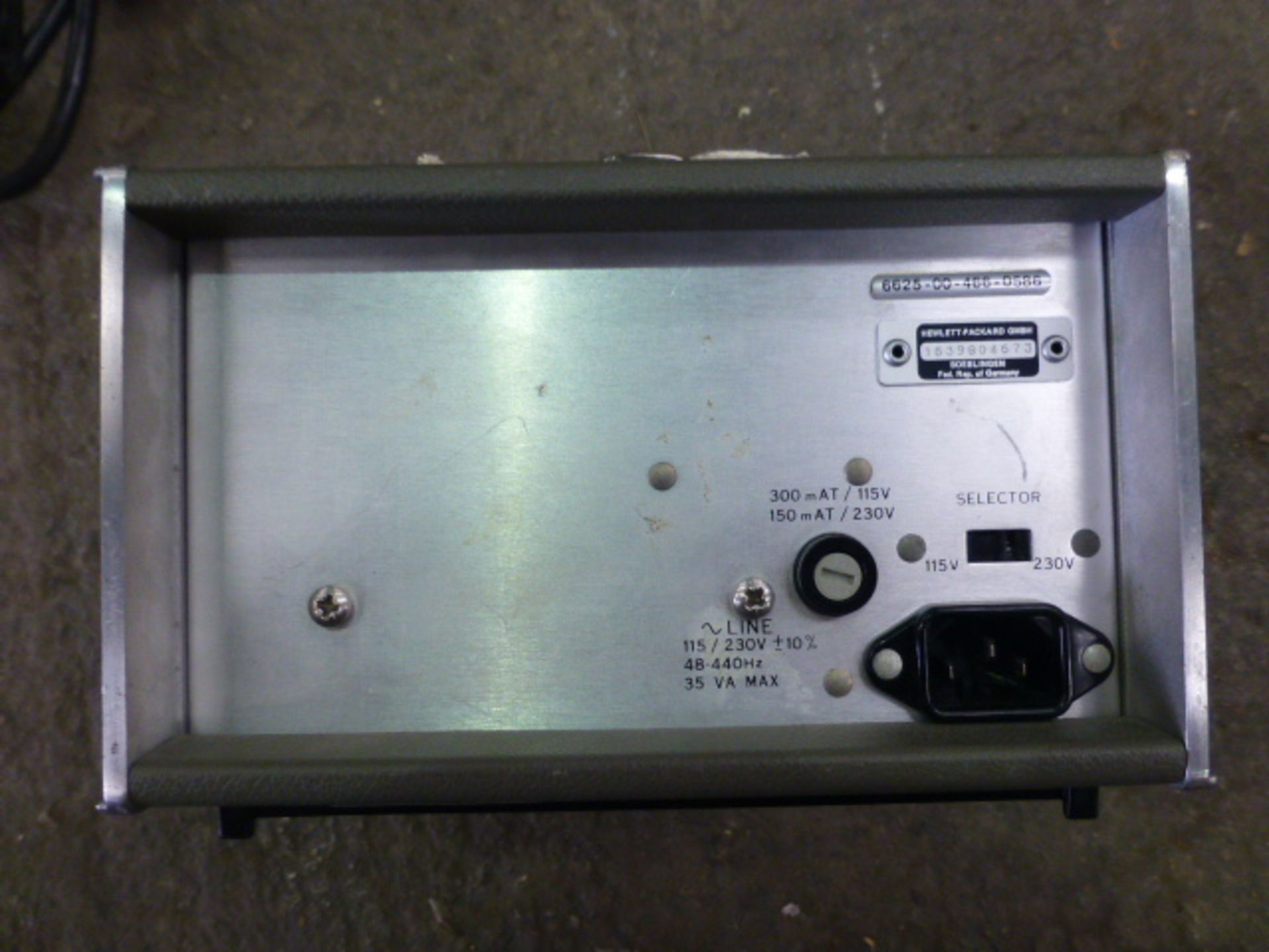 Hewlett Packard 3310A Function Generator - Image 4 of 4