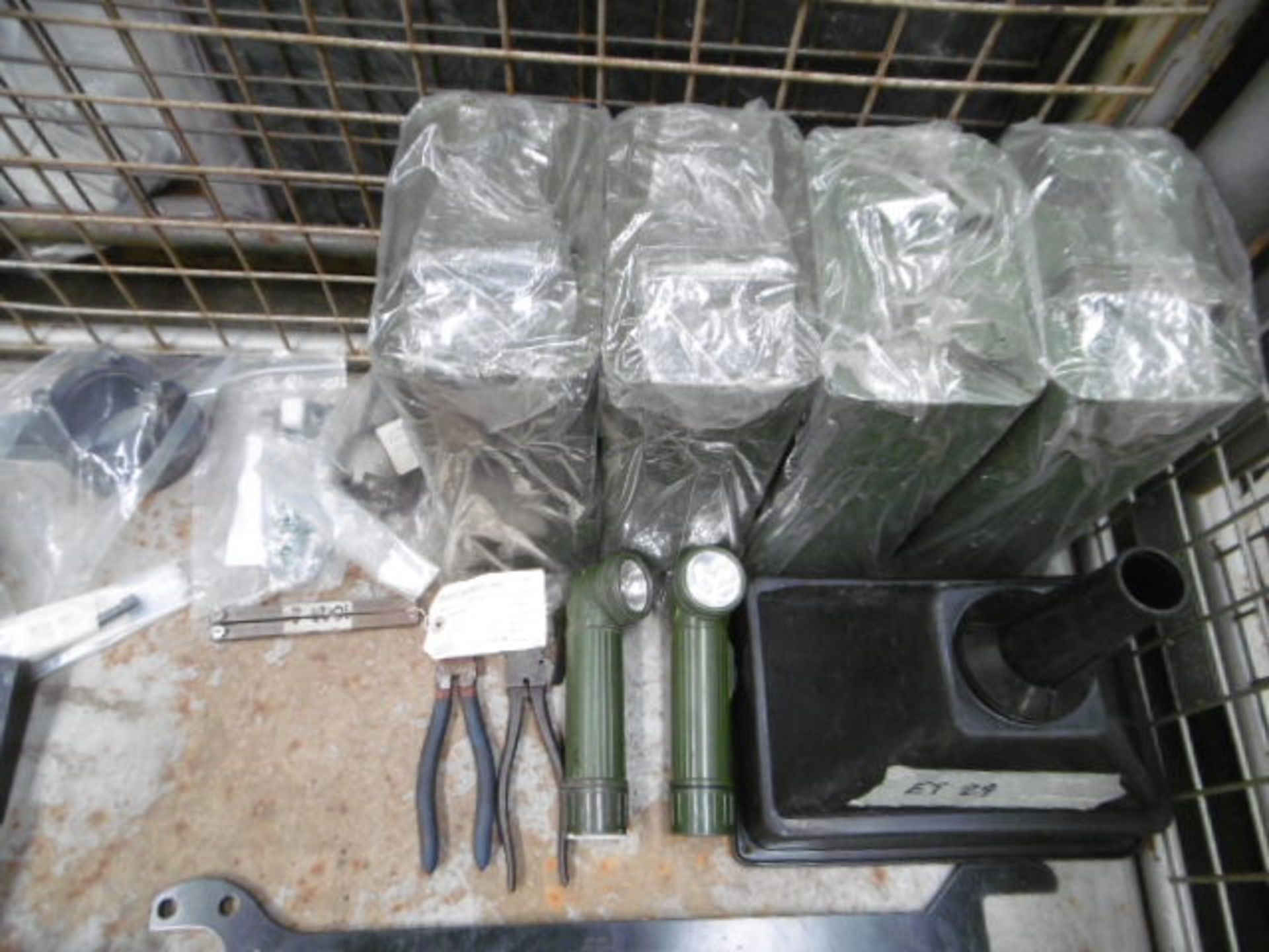 Mixed Stillage of Tools - Image 5 of 6