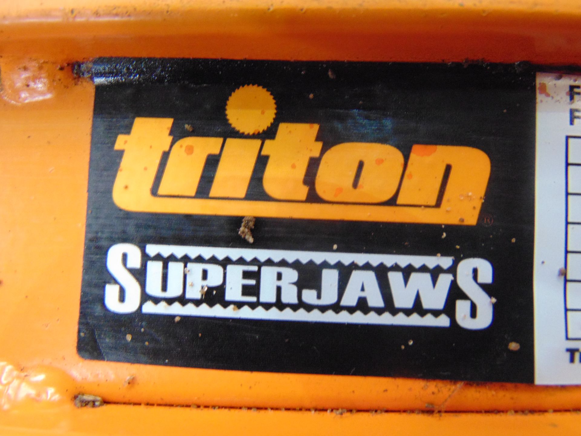 Triton SuperJaws Collapsible Bench Vice - Image 9 of 11