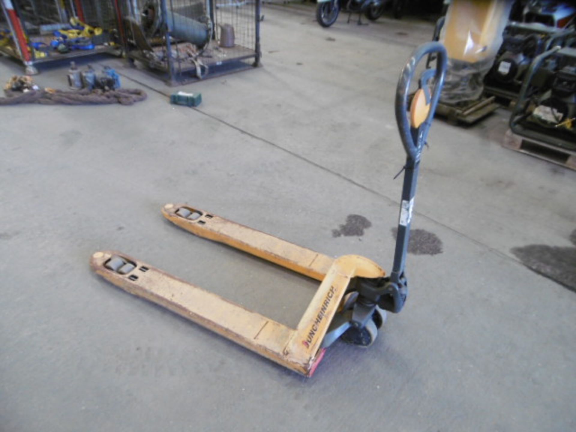 Jungheinrich Pallet Truck - Bild 2 aus 9