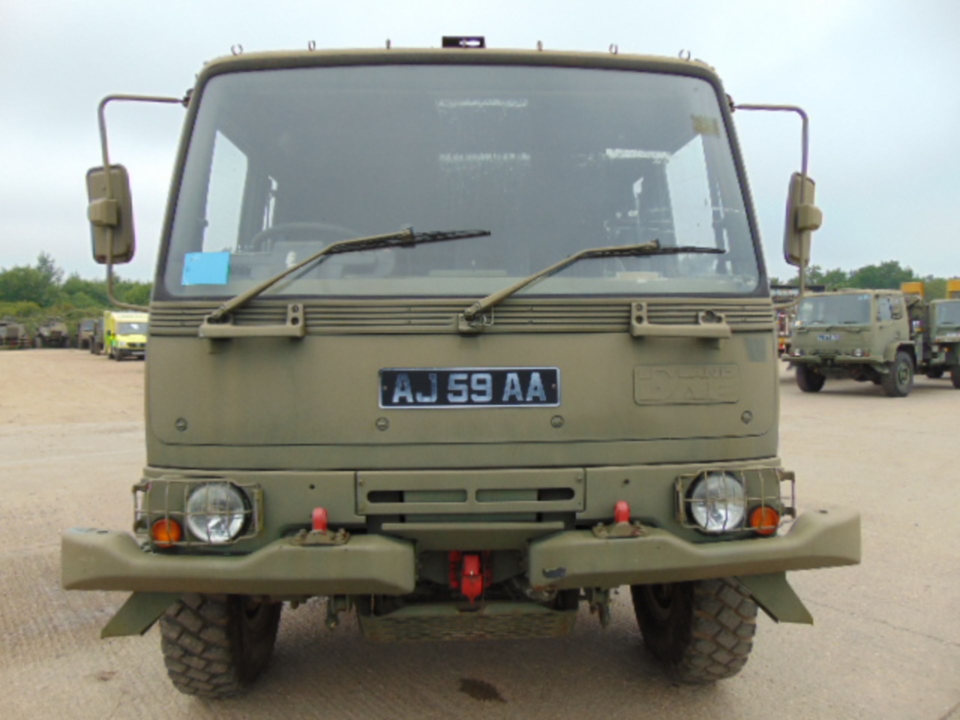 Leyland DAF 4X4 Truck complete with Atlas Crane - Image 2 of 17