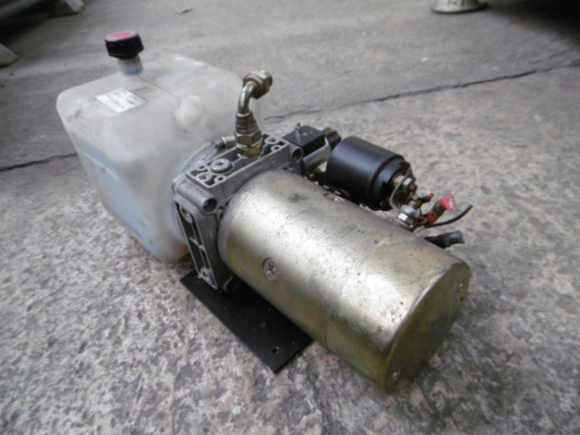 12V 1.8Kw Hydraulic Pump - Image 4 of 5