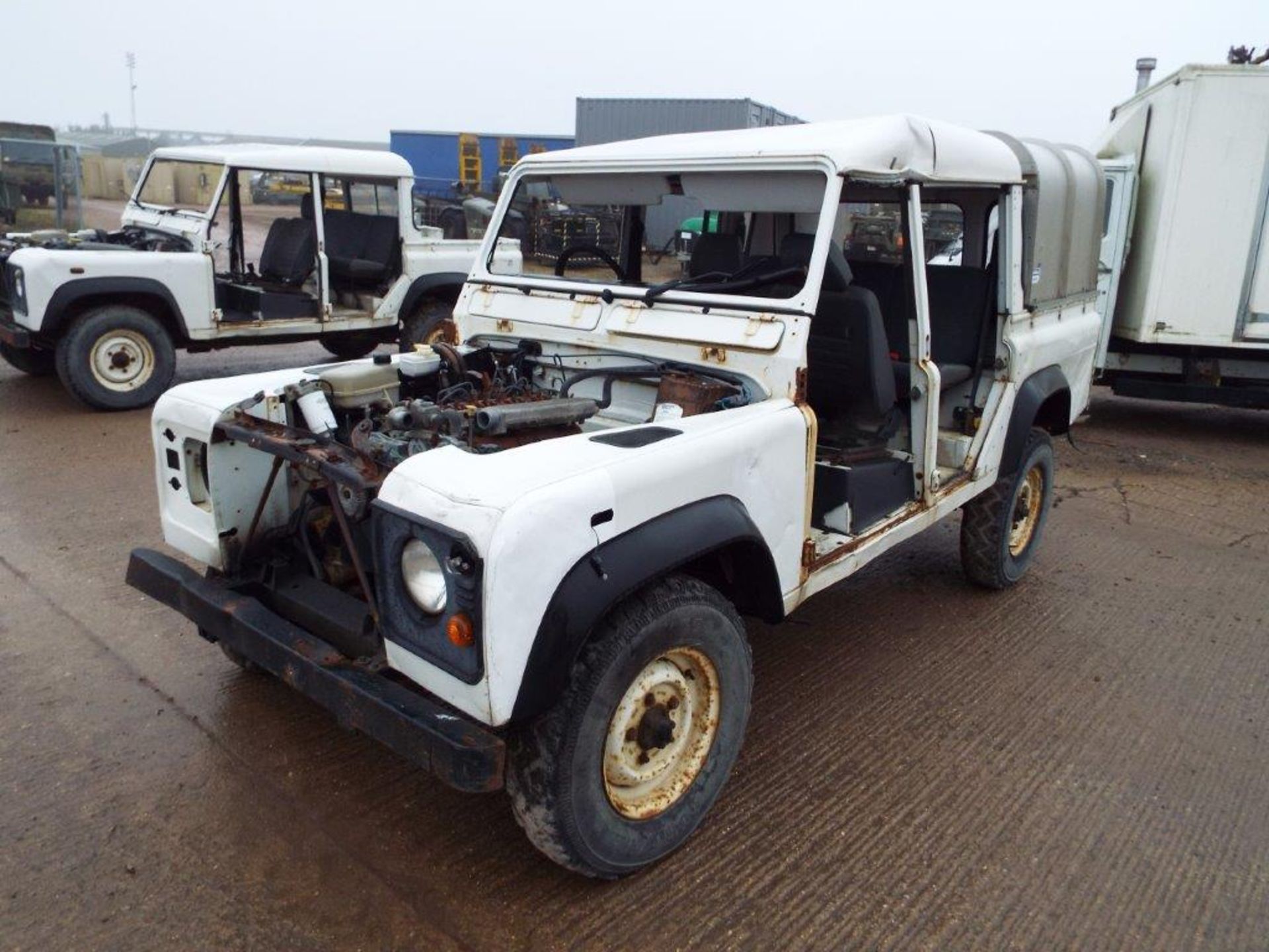 Land Rover Defender 110 300Tdi Double Cab Pick Up - Suitable for Spares or Repairs - Image 3 of 22