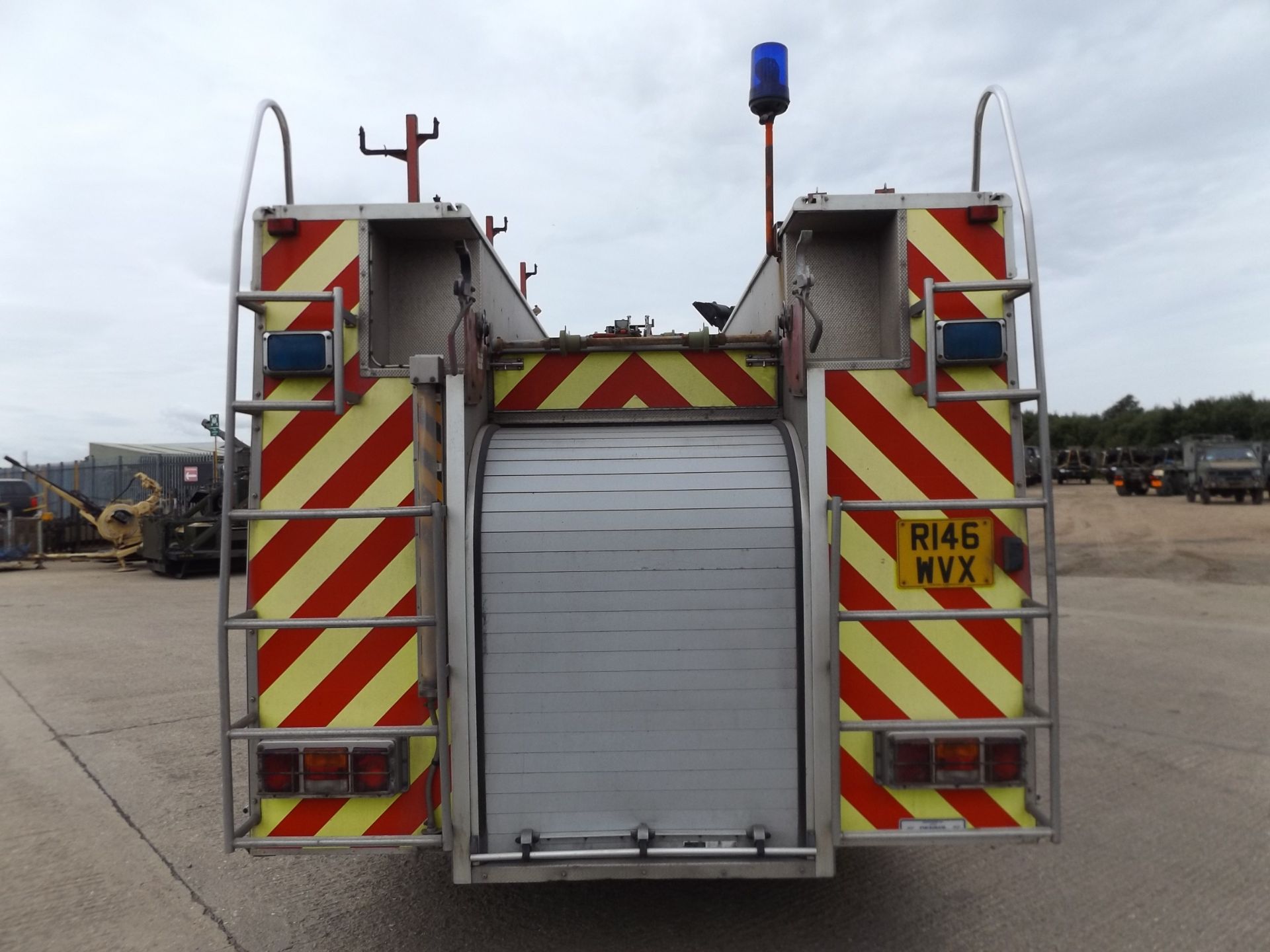 Dennis Sabre Fire Engine - Image 7 of 17