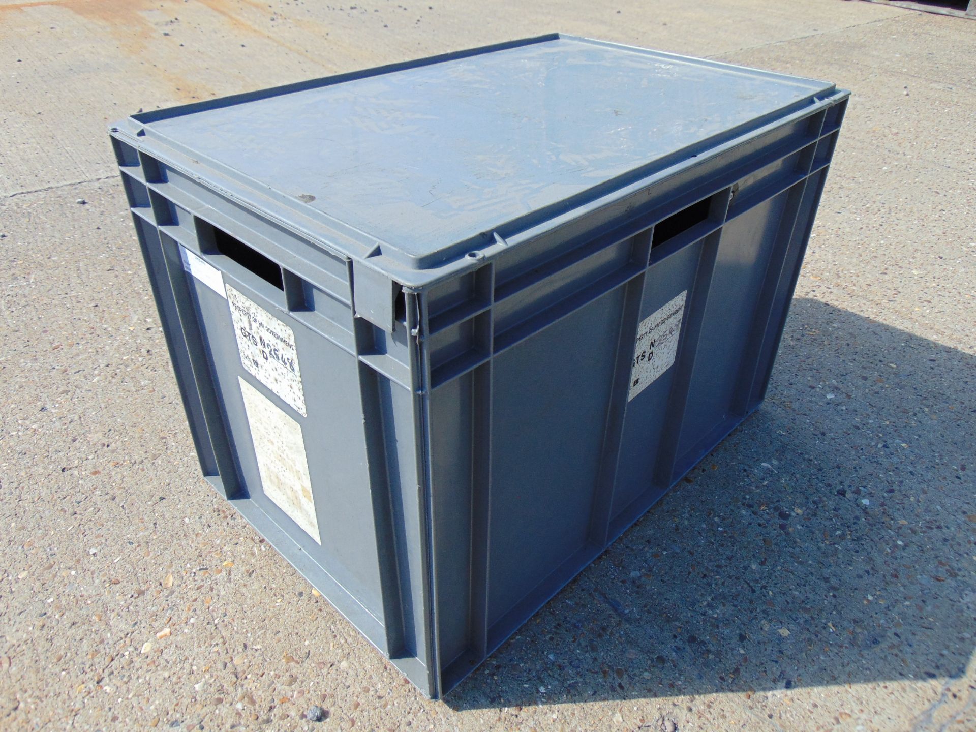 12 x Standard MoD Stackable Storage Boxes c/w Lids - Image 4 of 8