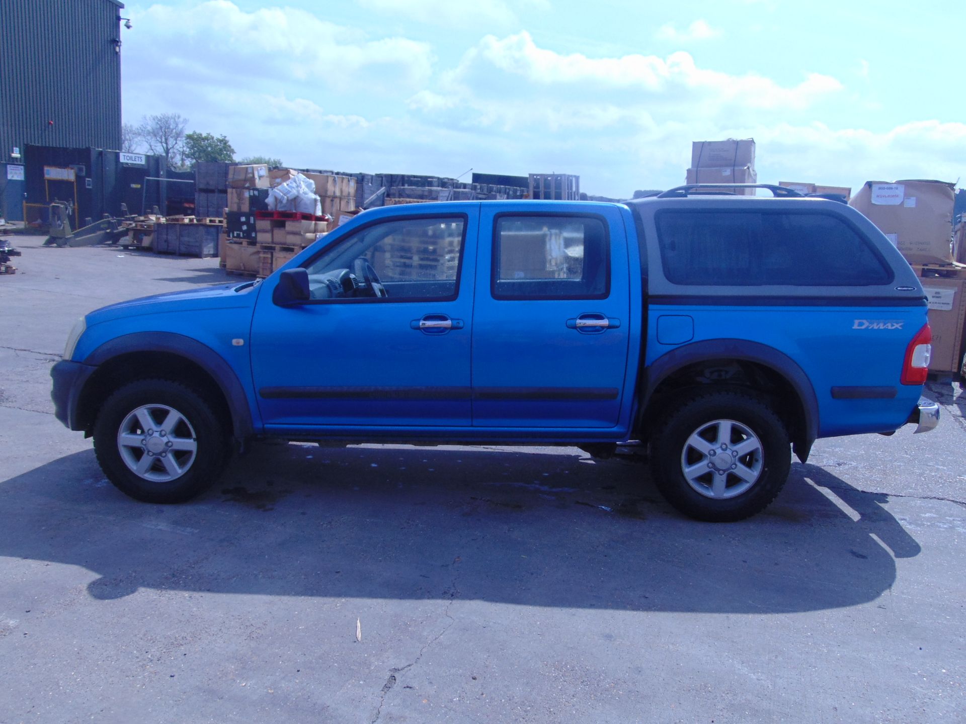 Isuzu D-Max Double Cab 3.0 TD 4 x 4 Pickup - Image 4 of 20