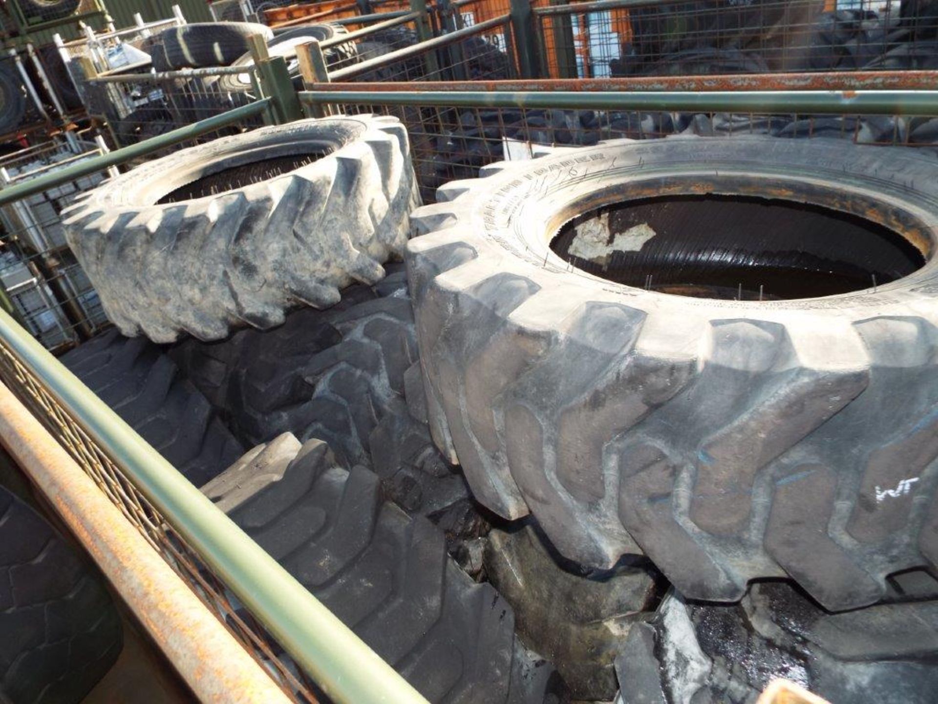 Approx 200 x Mixed JCB Telehandler Tyres - Image 34 of 38