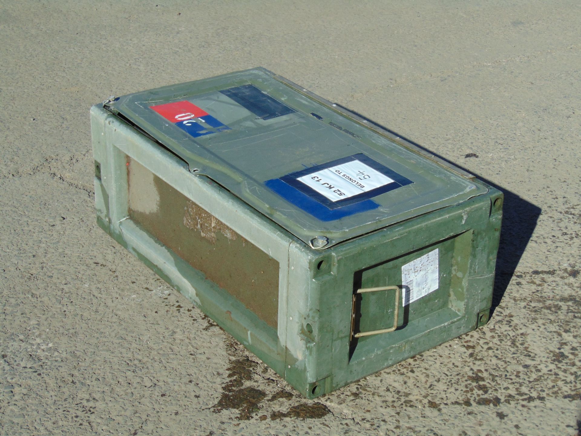 8 x Heavy Duty Interconnecting Storage Boxes With Lids - Image 4 of 6