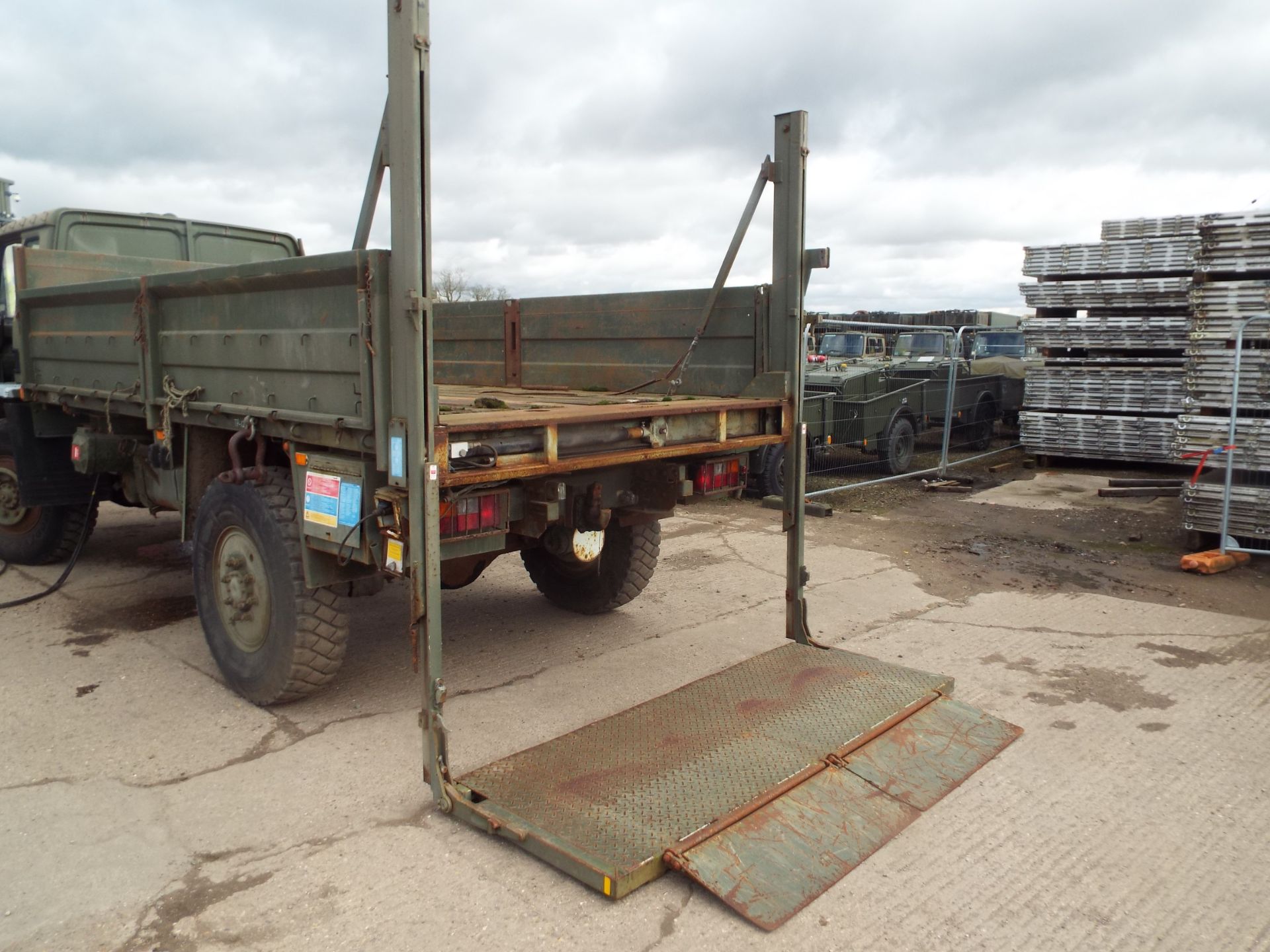 Leyland Daf 45/150 4 x 4 with Ratcliff 1000Kg Tail Lift - Image 9 of 20
