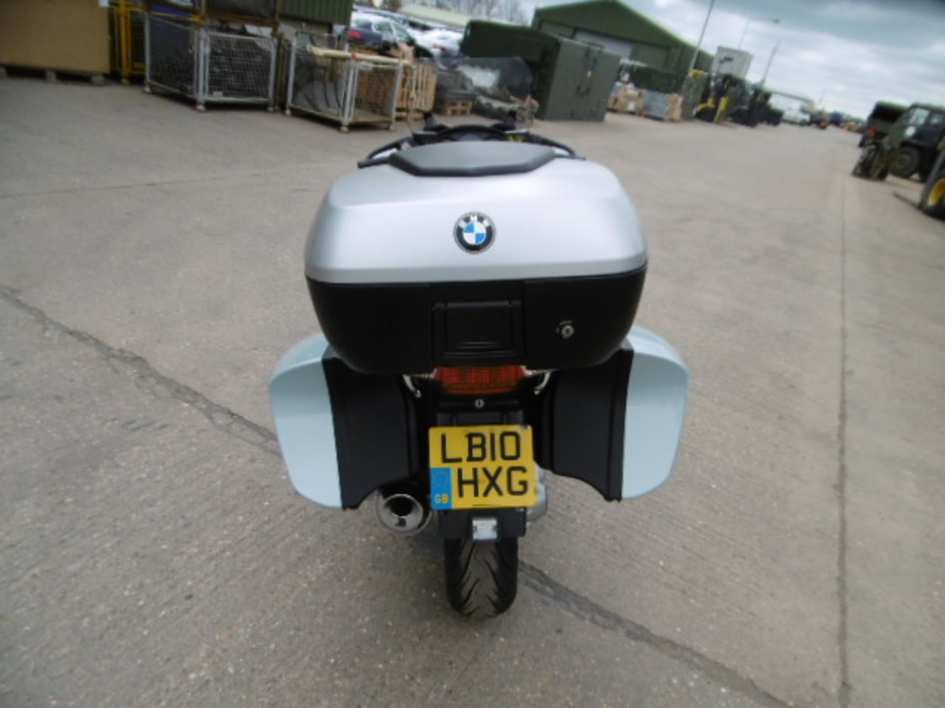 2010 BMW R1200RT Motorbike - Image 6 of 16