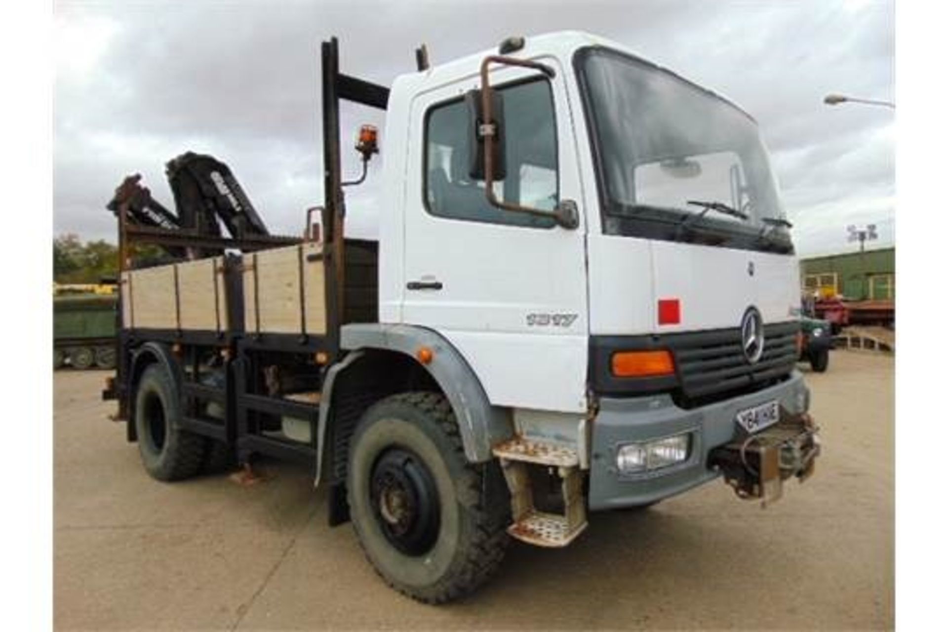 Mercedes-Benz Atego 1317 4x4 Dropside complete with Atlas 105.1 Crane and H14P SuperWinch - Image 2 of 36