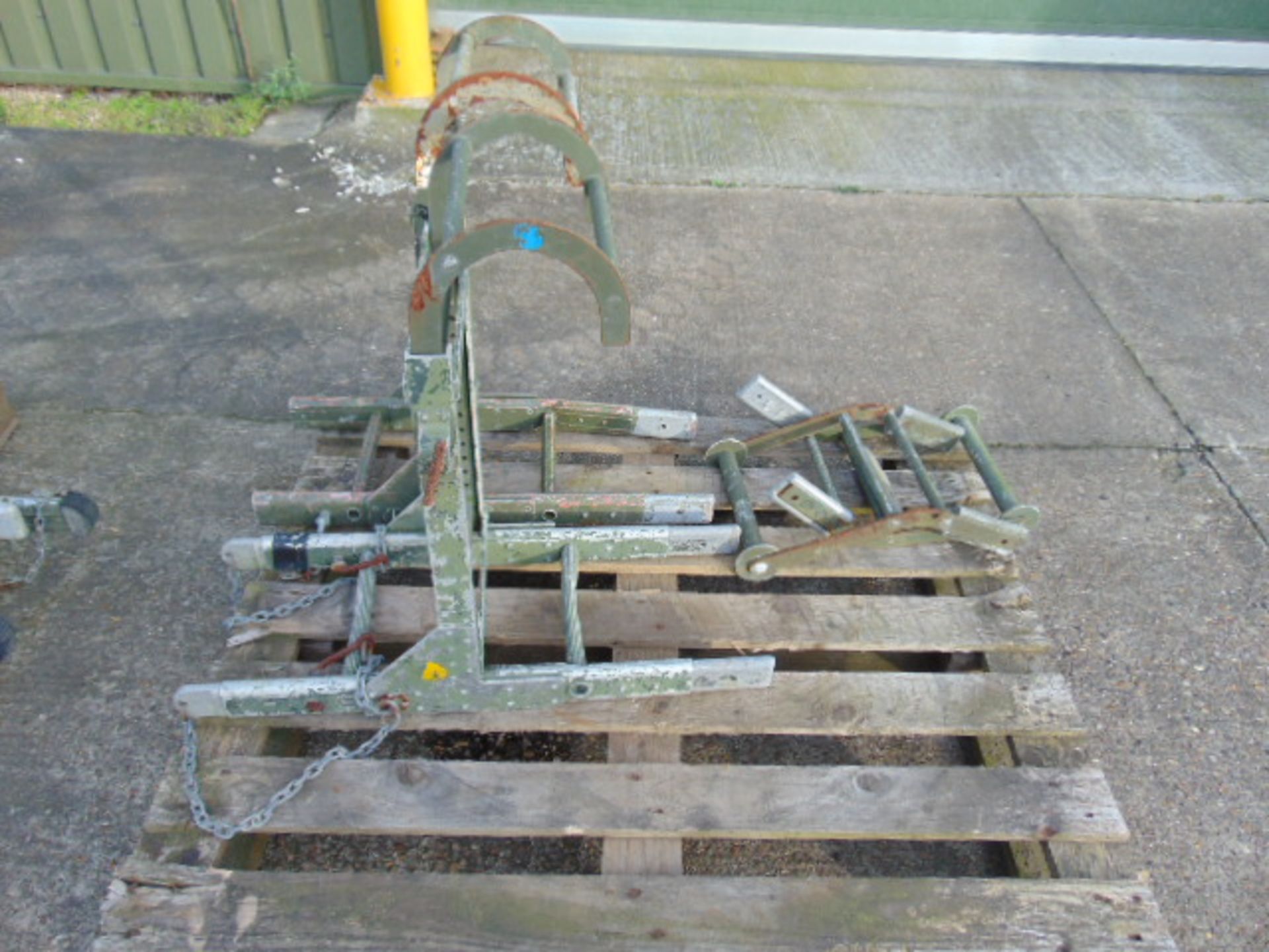 3 Pallets of Various Military Aluminium Scaling/Assault Ladder Sections - Image 2 of 10