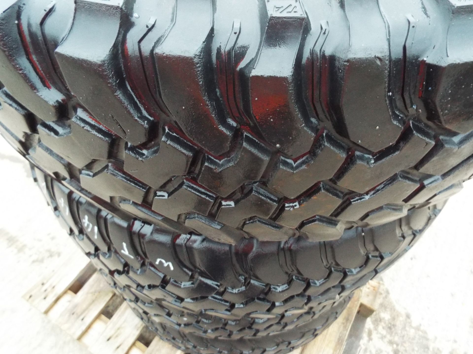 4 x BF Goodrich Mud Terrain TA LT 285/75 R16 Tyres - Image 5 of 7