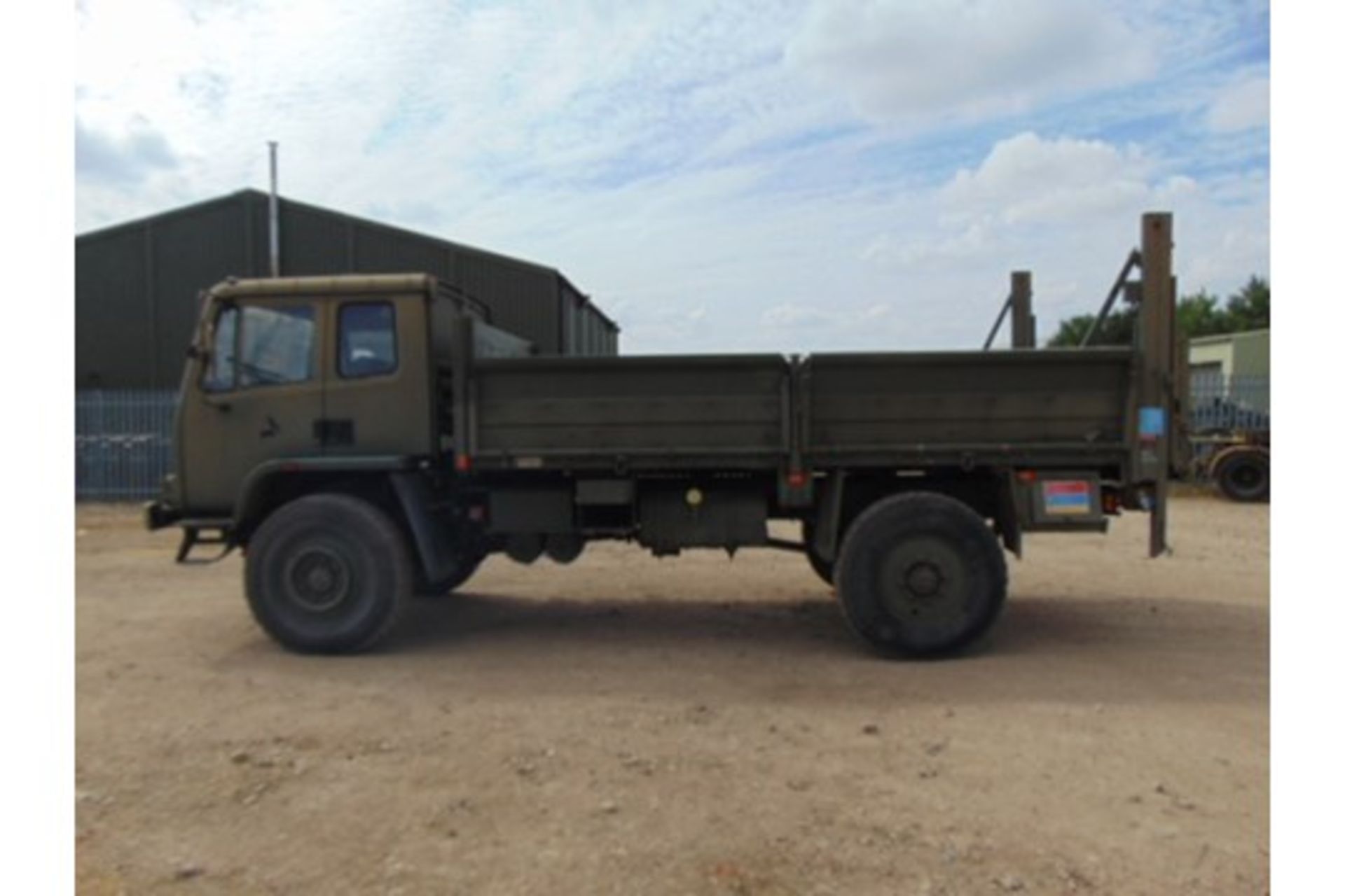 Left Hand Drive Leyland Daf 45/150 4 x 4 with Ratcliff 1000Kg Tail Lift - Image 4 of 15