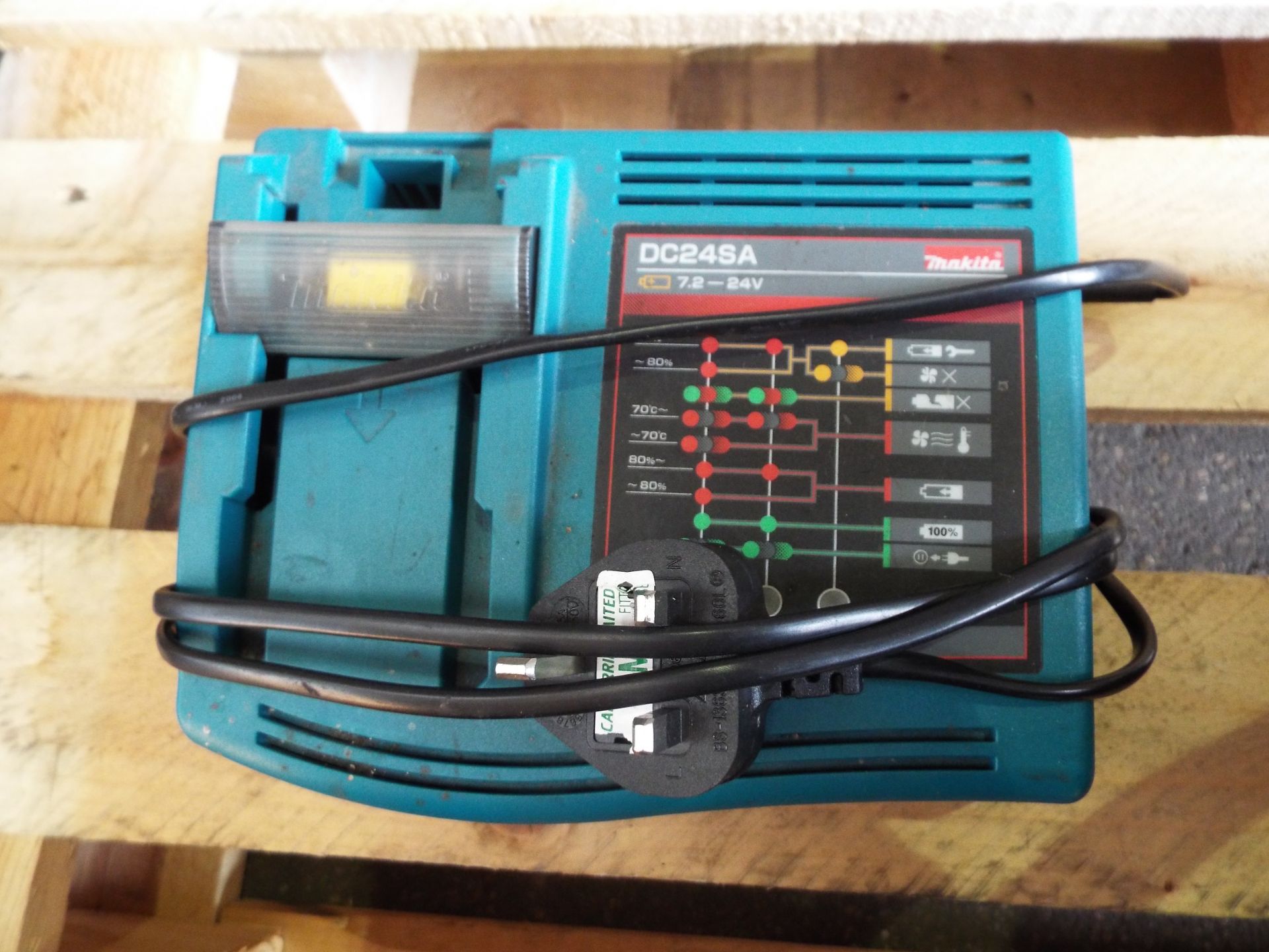 3 x Makita Power Tools with Batteries and Charger - Bild 10 aus 10