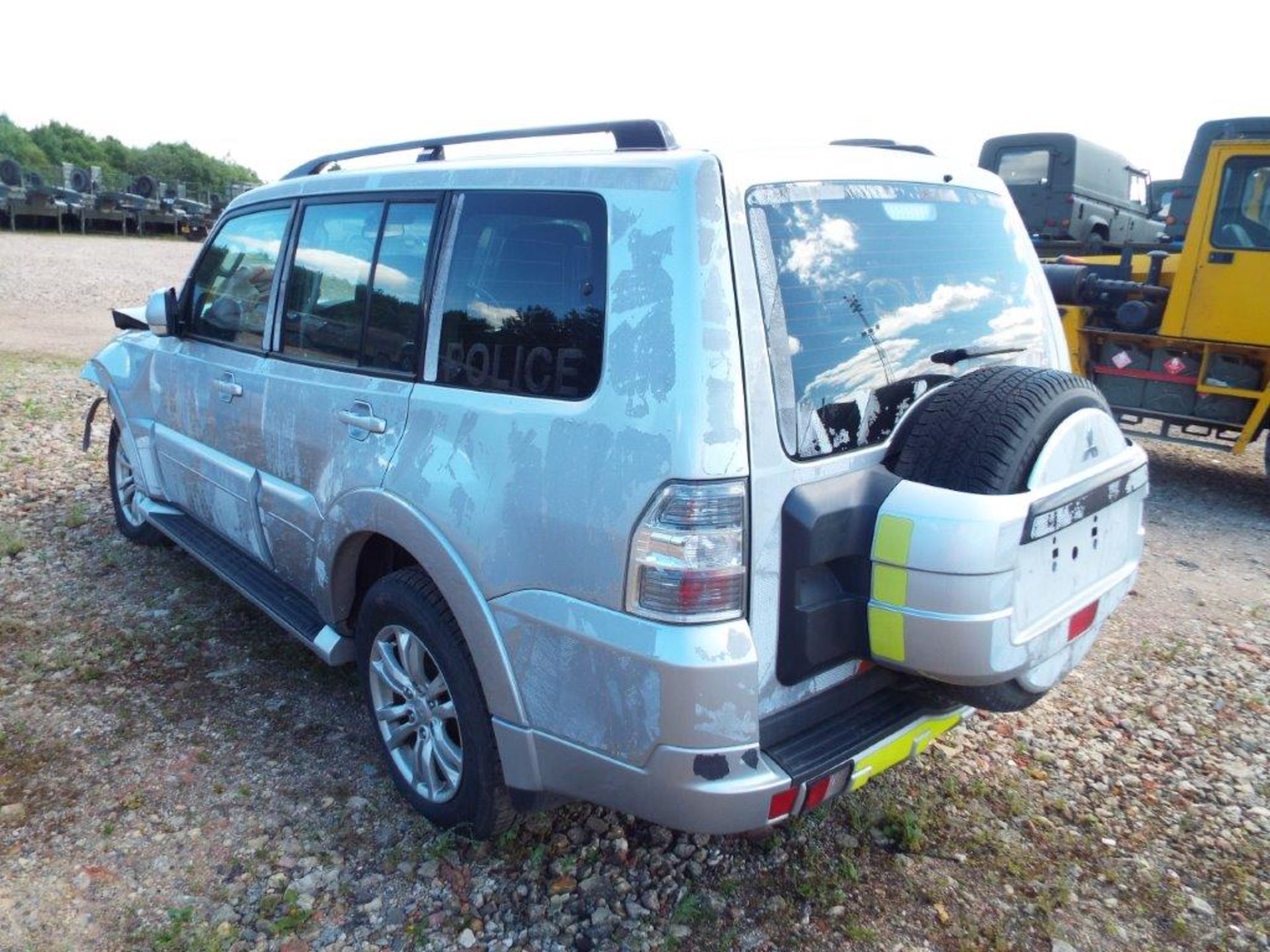 Damage Repairable 2013 Mitsubishi Shogun DI-D LWB 3.2L Auto Estate - Image 5 of 21