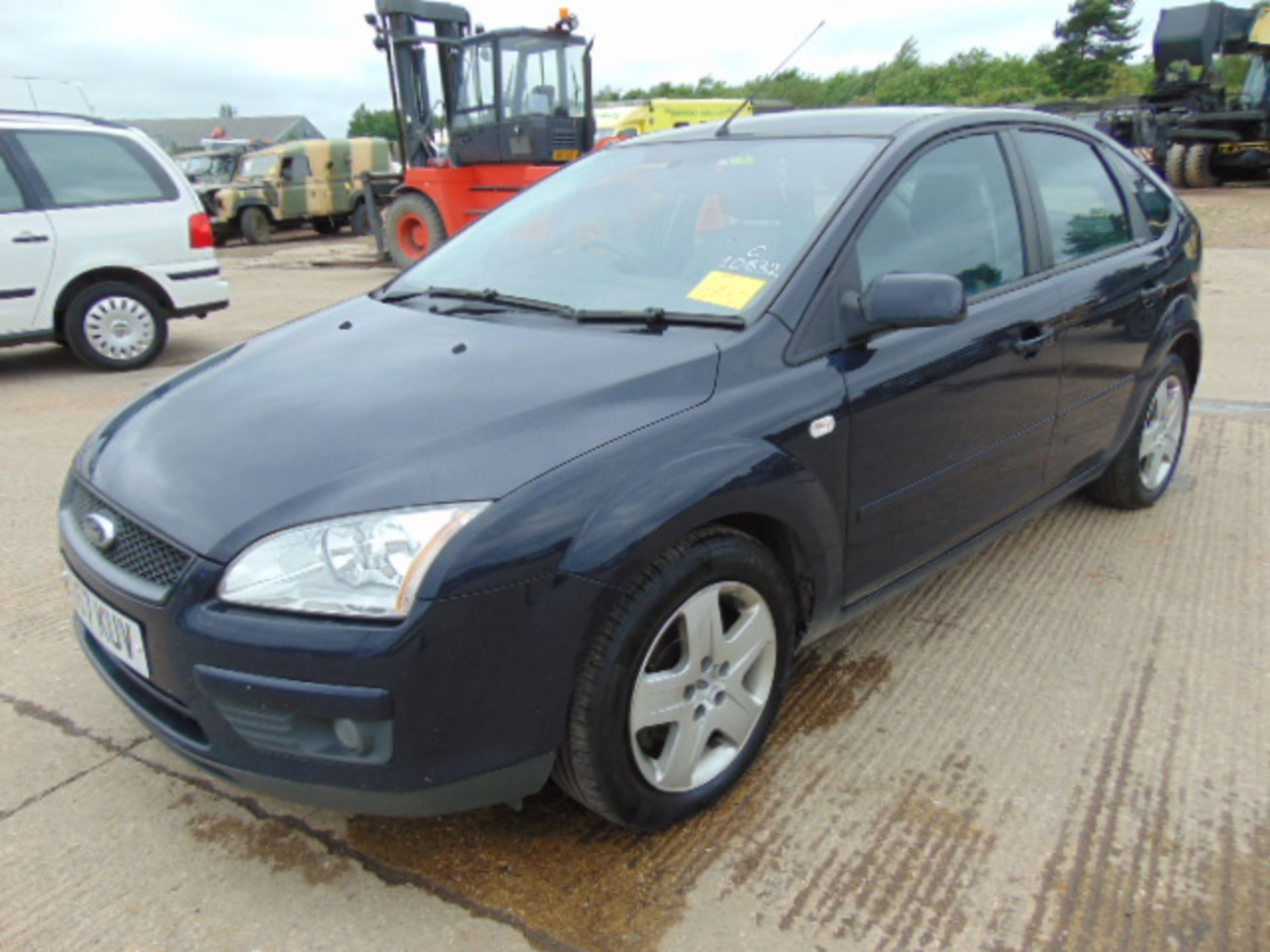 Ford Focus 1.8 TDCI Style Hatchback - Image 3 of 18