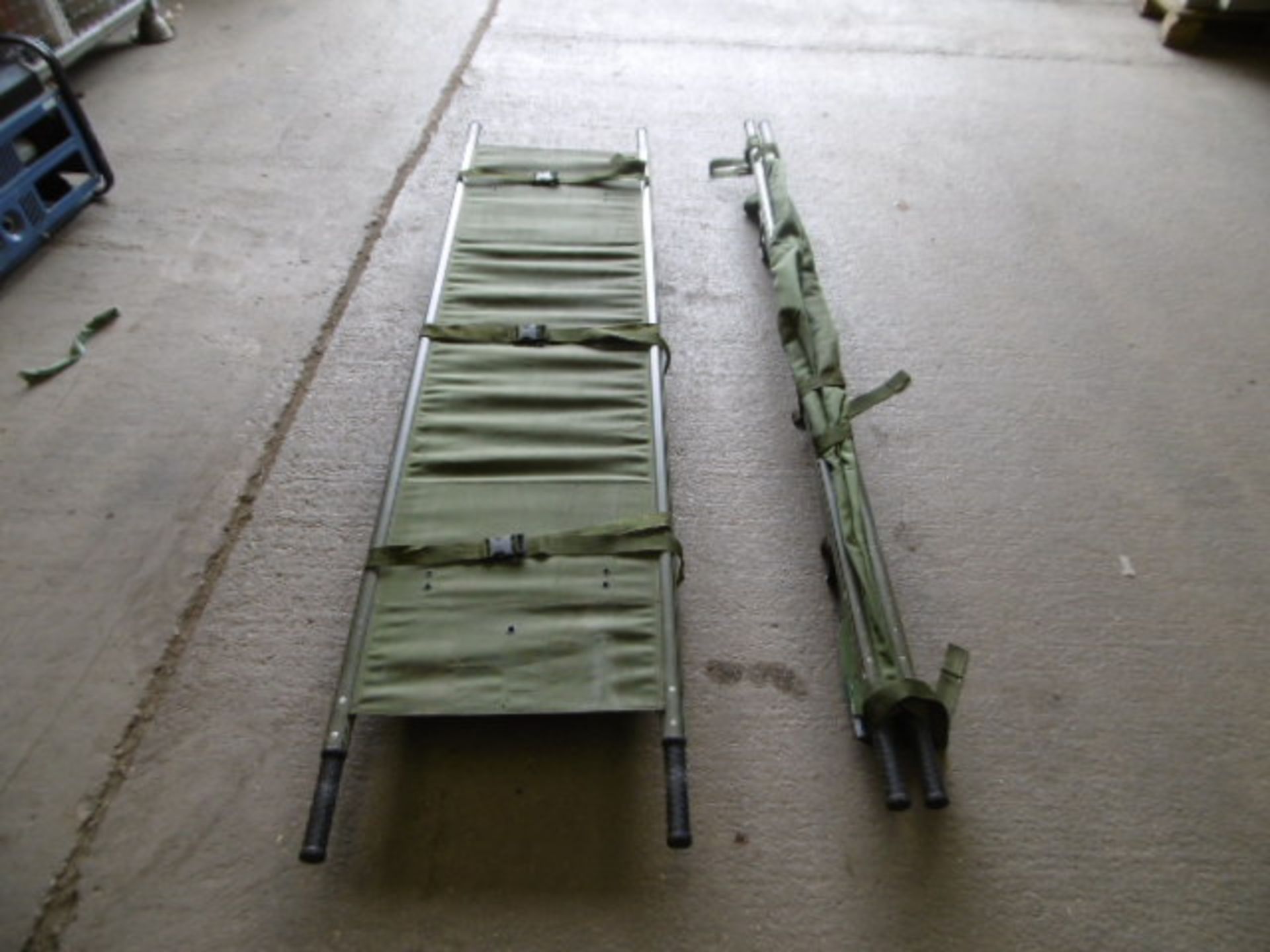 2 x General Service Stretchers - Image 2 of 5