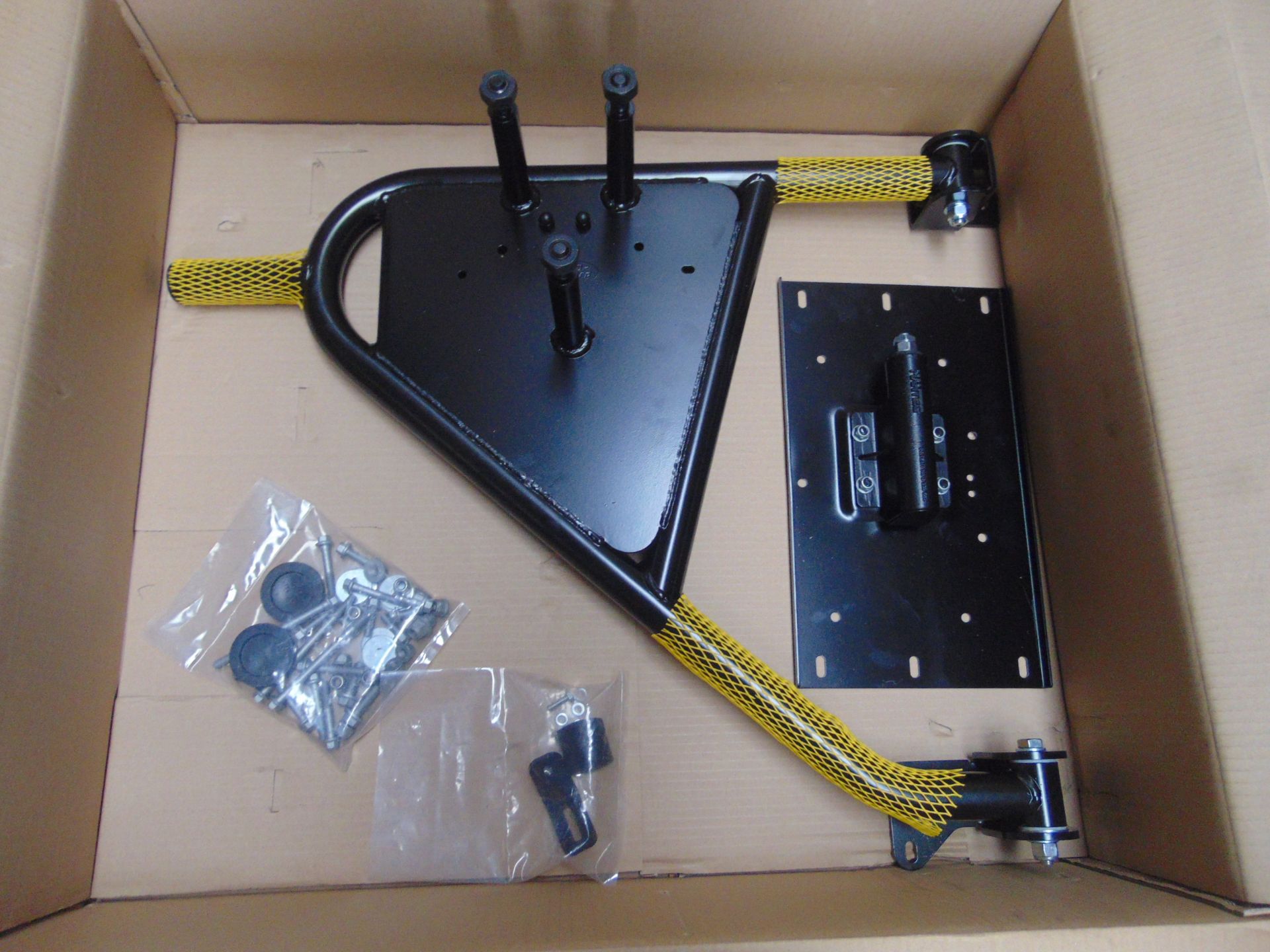 Land Rover Defender Hard Top Swing Out Spare Wheel Carrier Kit VPLDR0130