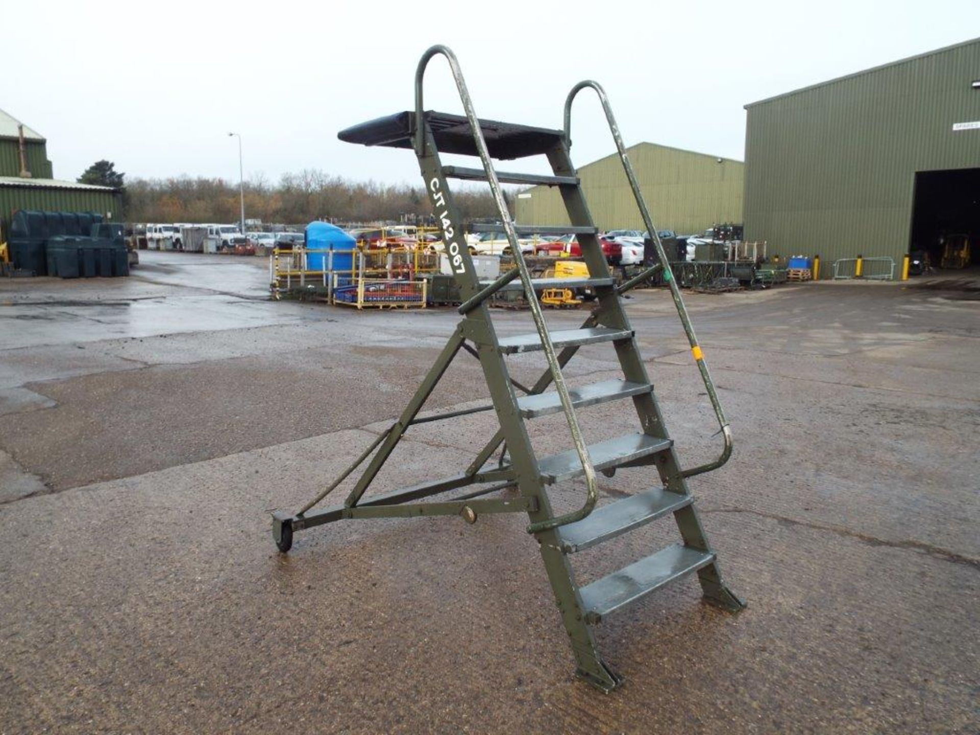 2.2m 9-Step Mobile Access Ladder