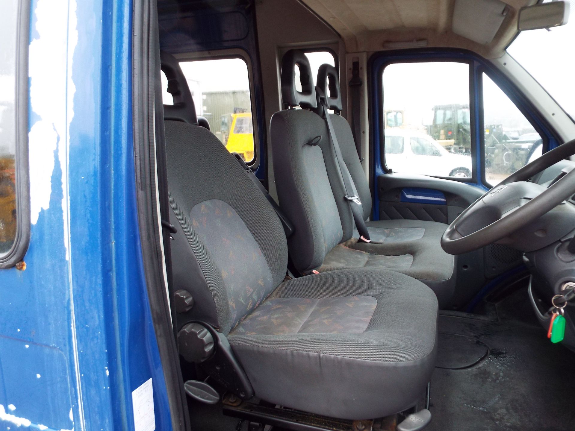 Citroen Relay 17 Seater Minibus - Image 11 of 19