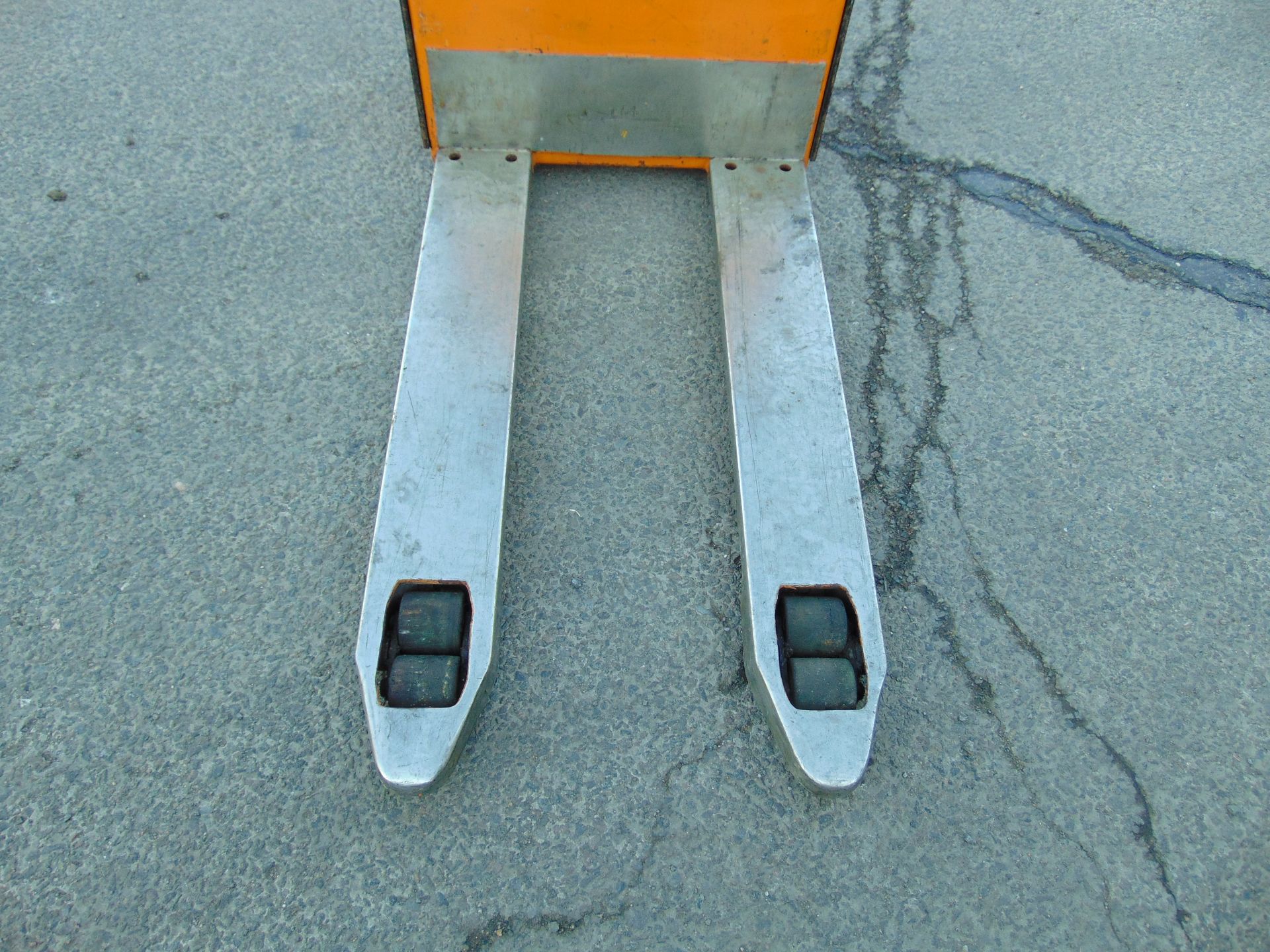 Still EGU 20 Class C, Zone 1 Protected Electric Powered Pallet Truck - Image 6 of 12