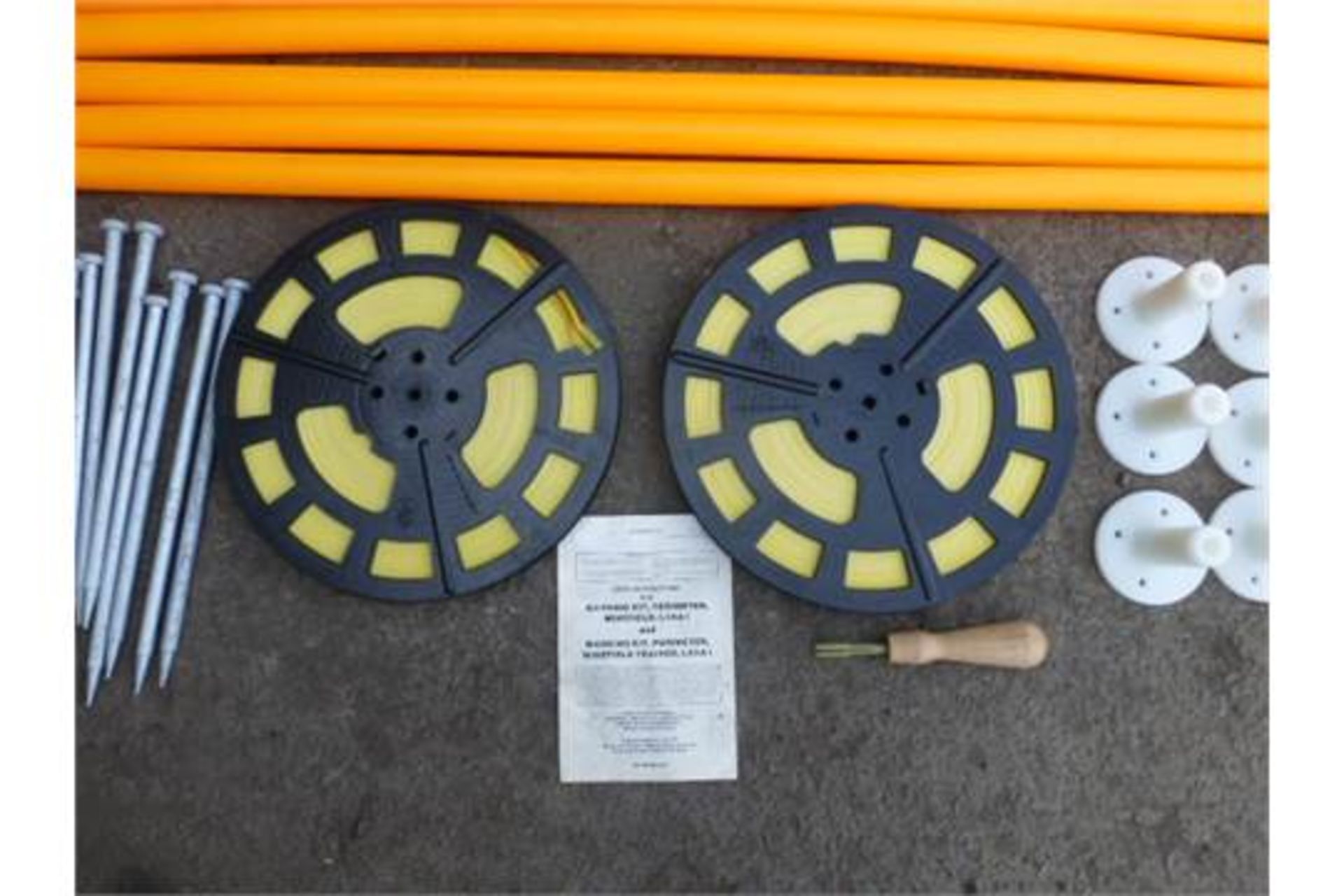 Perimeter Marking Kit complete with 2 x 125m Tape Spools, Posts, Ground Spikes, Base Plates etc - Image 2 of 9