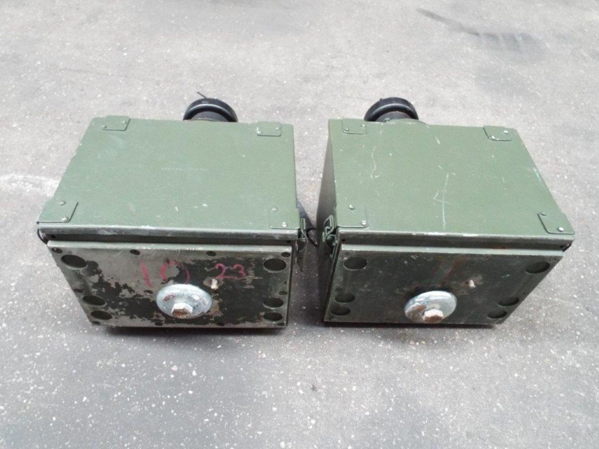 2 x Land Rover ATU Wing Boxes Complete with Aerial Bases and Tuaam's - Image 3 of 6