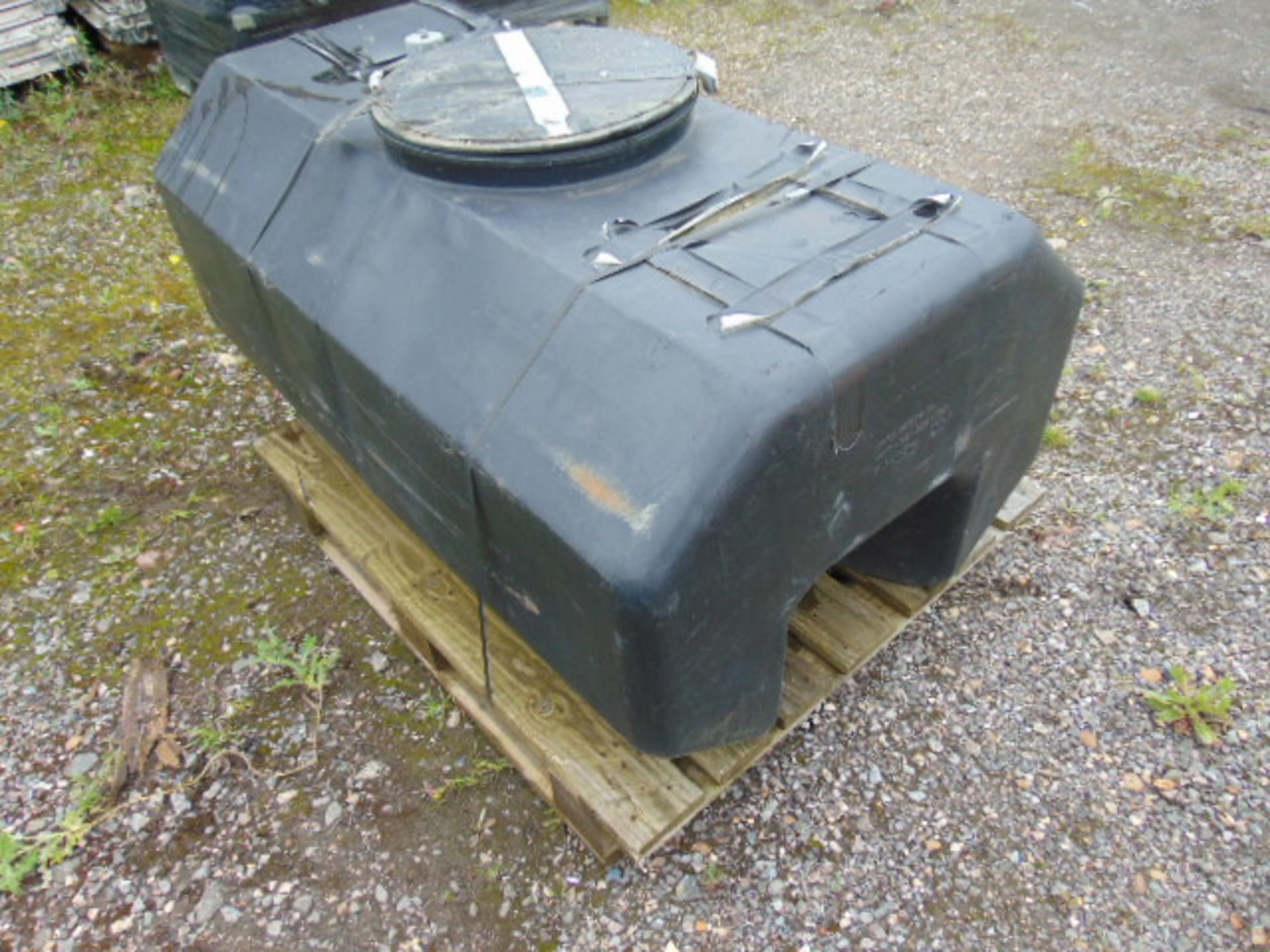 Trailer Mountable Water Tank - Image 5 of 5