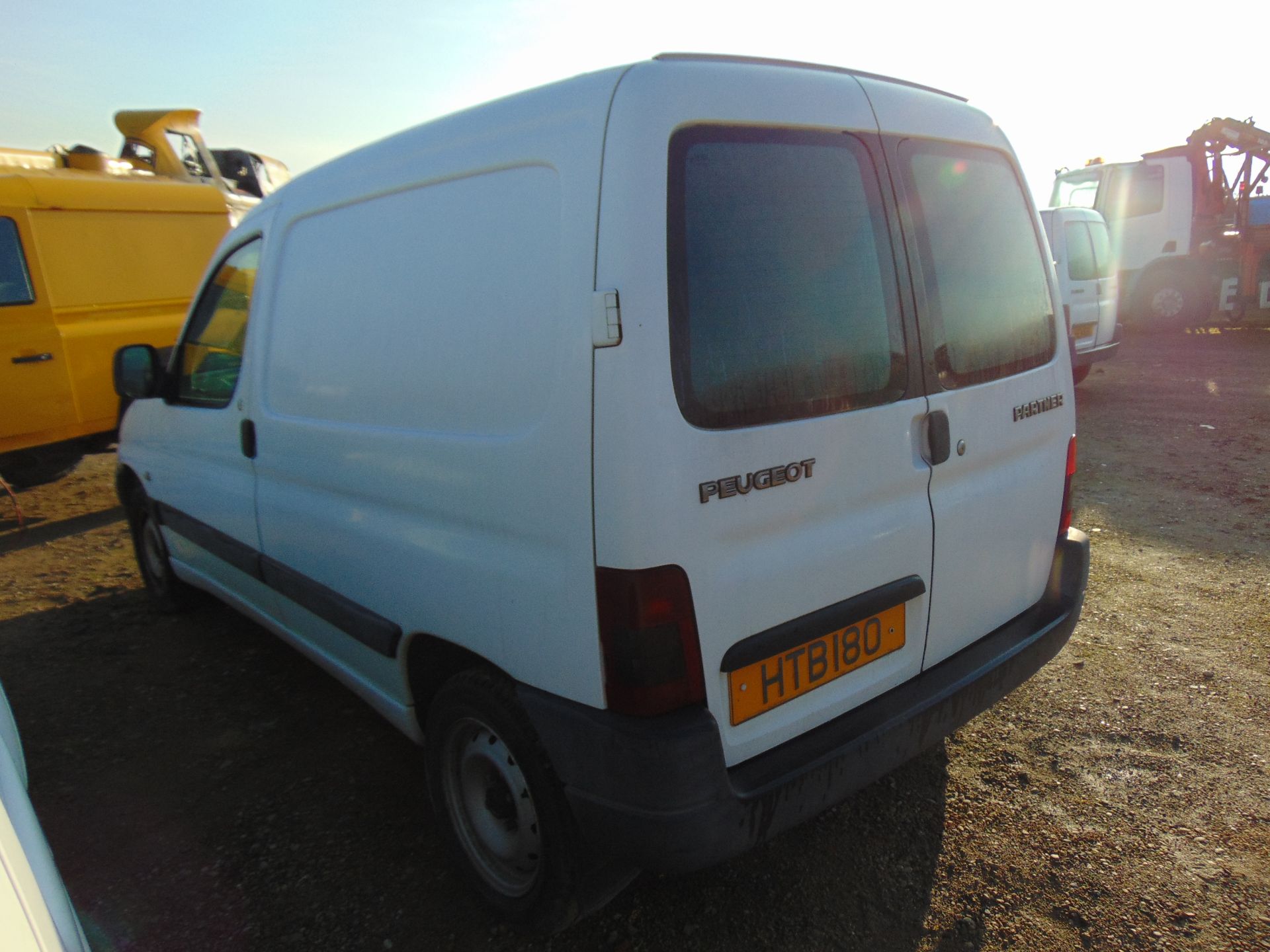 Peugeot Partner Van - Image 7 of 14
