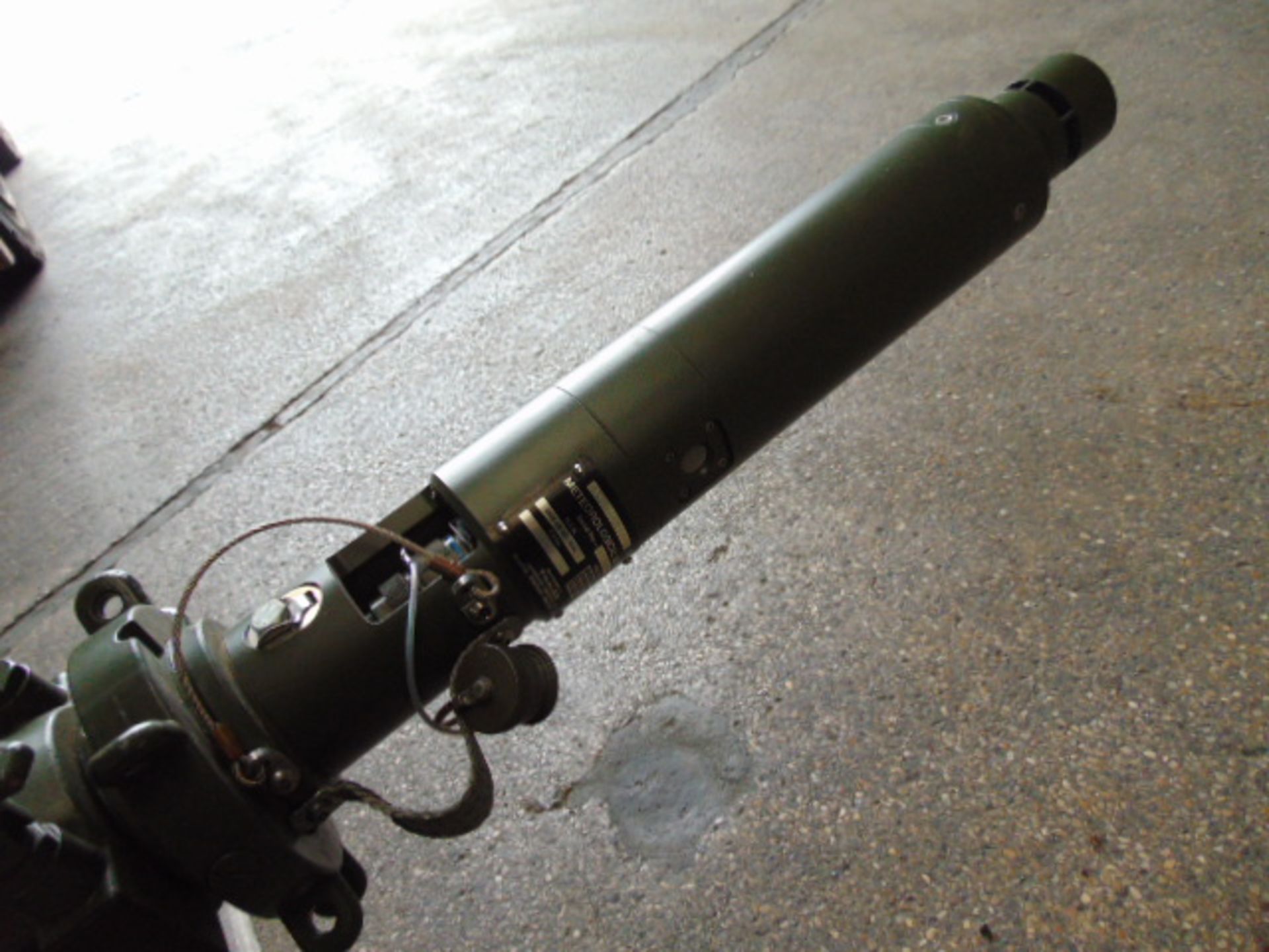 Unissued Clark/Thales Pneumatic Mast Assy with Hand Pump and Meteorological Sensor - Image 8 of 11