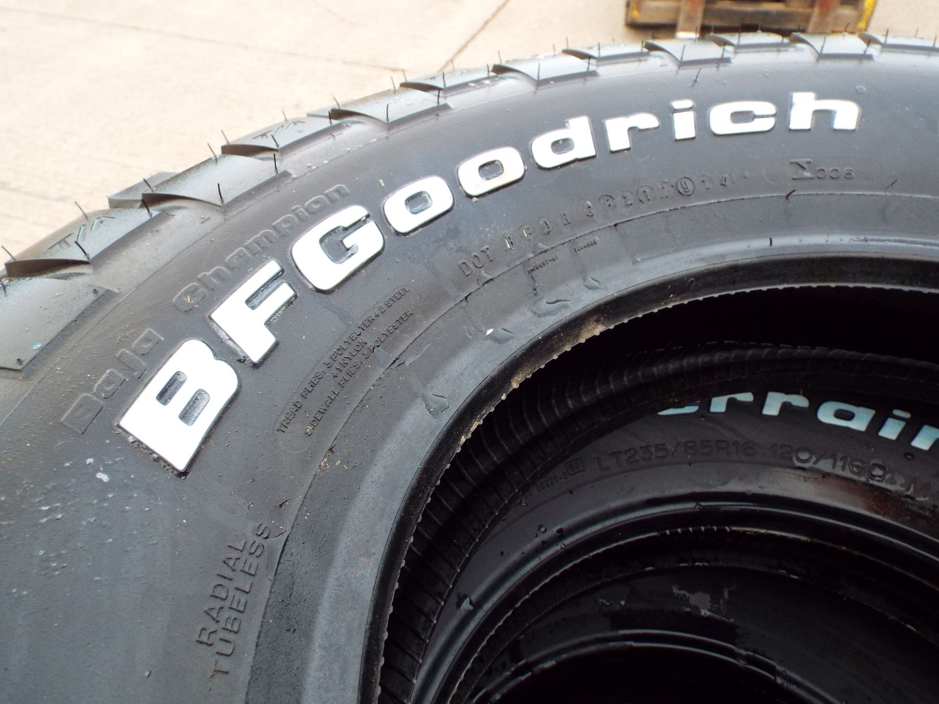 5 x BF Goodrich Mud Terrain TA LT 235/85 R16 Tyres - Image 2 of 7