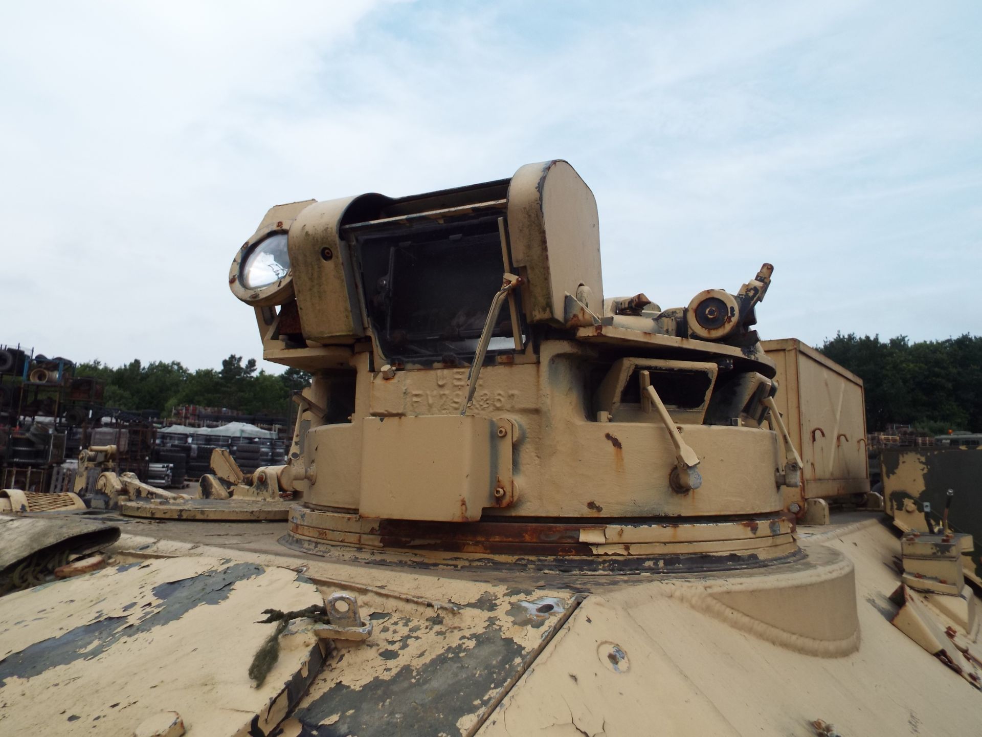 CVRT (Combat Vehicle Reconnaissance Tracked) Spartan Armoured Personnel Carrier - Bild 10 aus 33