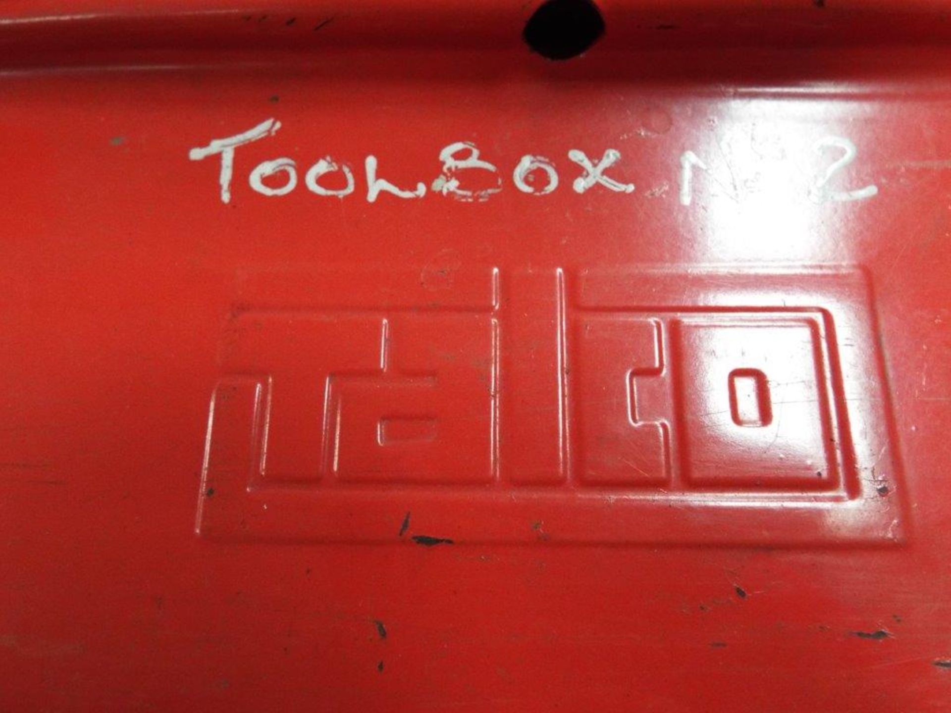 Heavy Duty Steel Cantilever Tool Box Complete with a Selection of Tools - Image 6 of 7