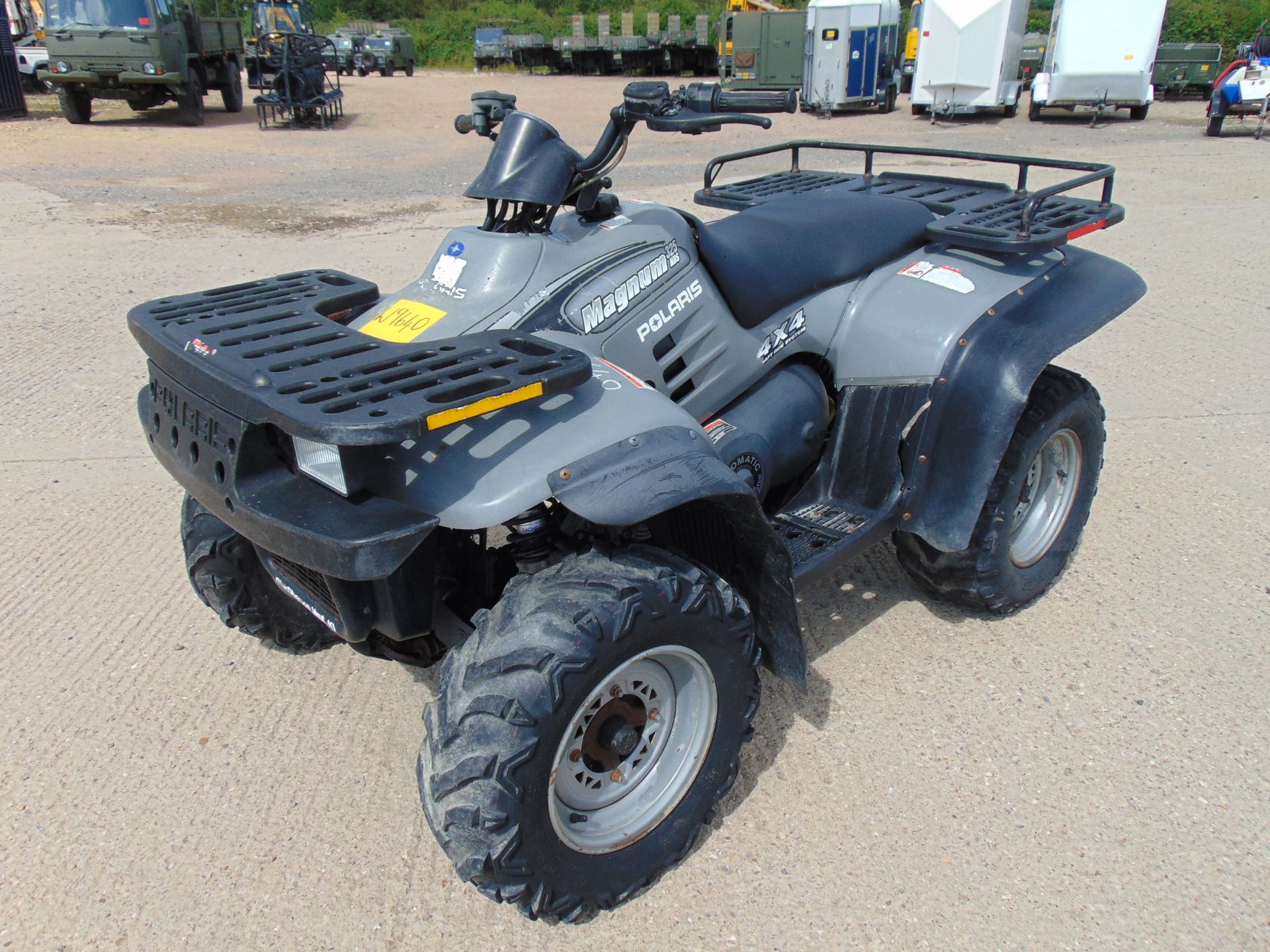 Polaris Magnum 325 HDS 4x4 Quad Bike