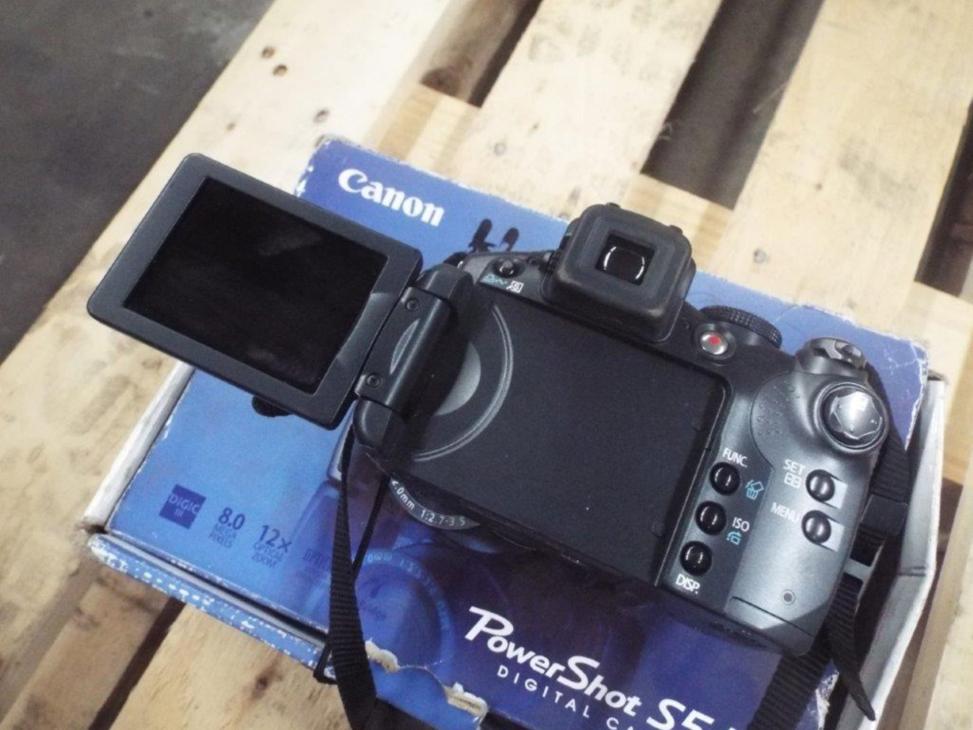 Canon Powershot S3 IS 8.0MP Digital Camera - Image 4 of 7