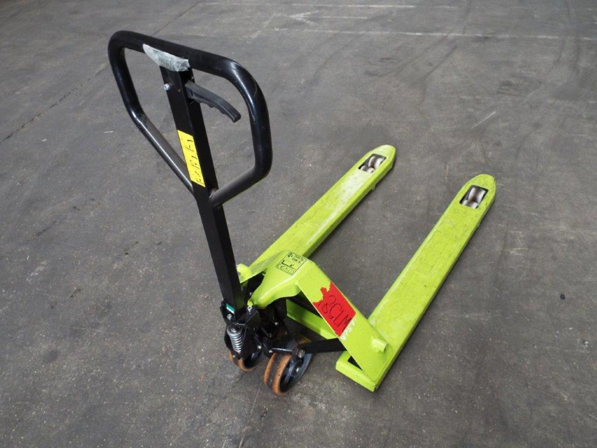 Pramac Lifter 2500Kg Pallet Truck