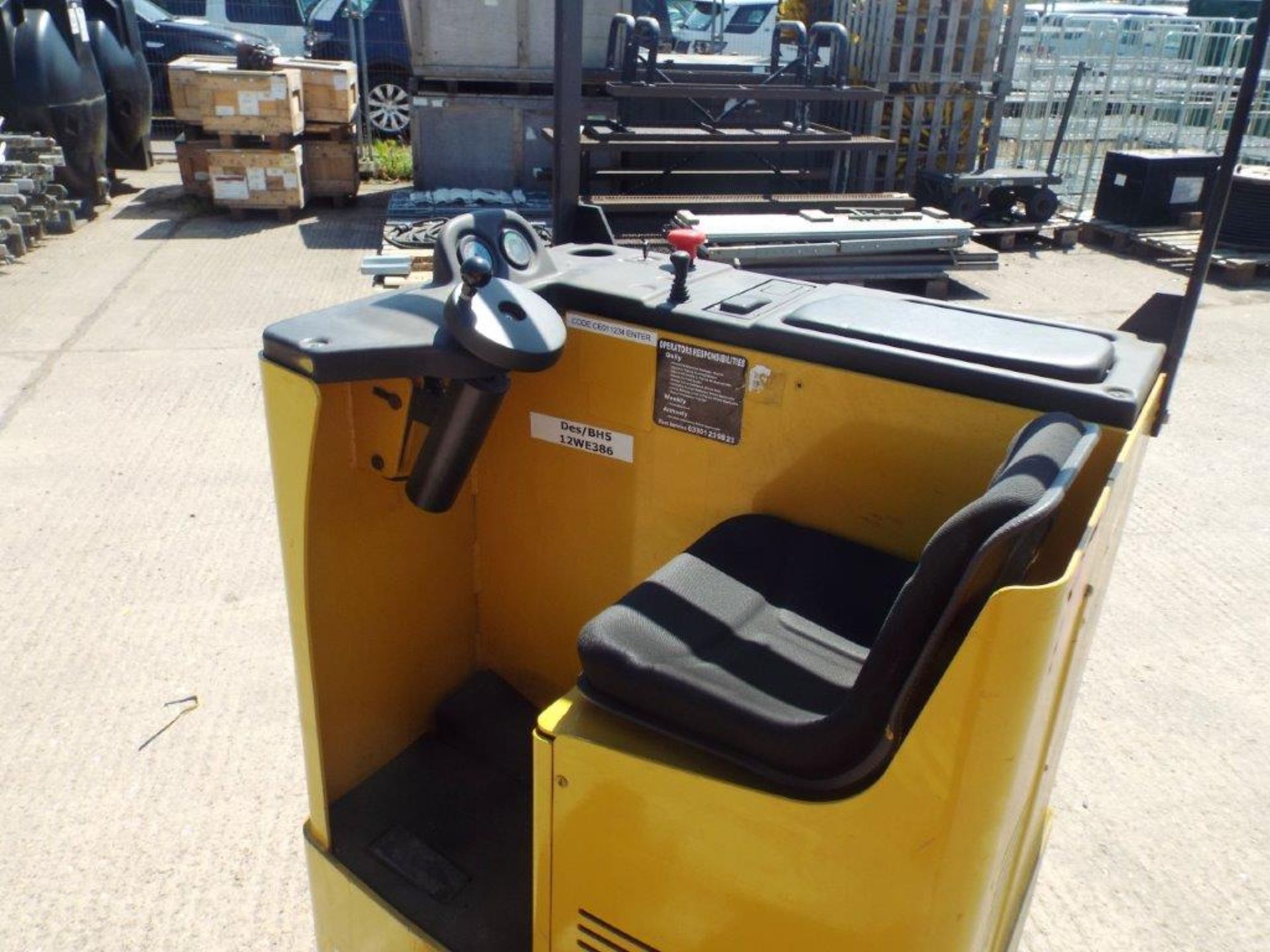 Yale MP20S 2T Self Propelled Electric Pallet Truck - Bild 9 aus 20