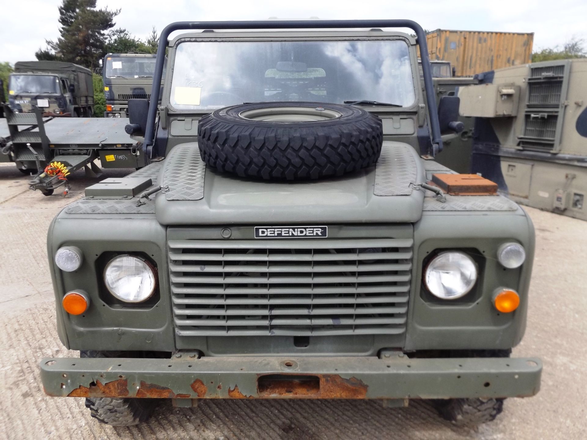 Land Rover TITHONUS 110 Hard Top - Image 2 of 18