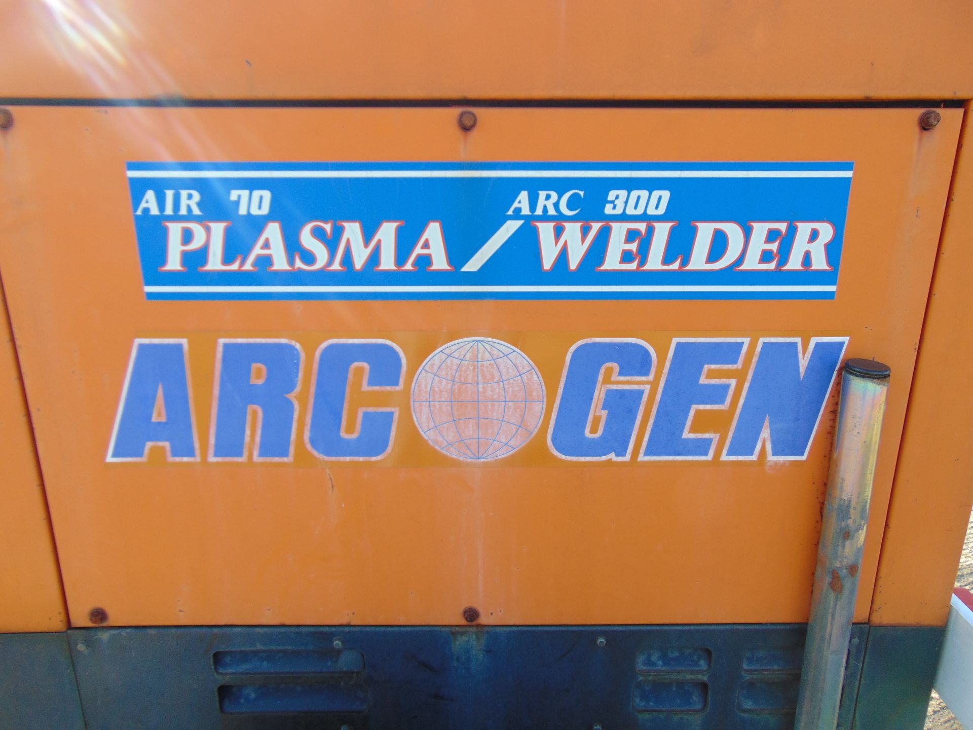 Arc-Gen Plasarc 70 Engine Driven Mobile Air Plasma DC Welder. - Image 5 of 12