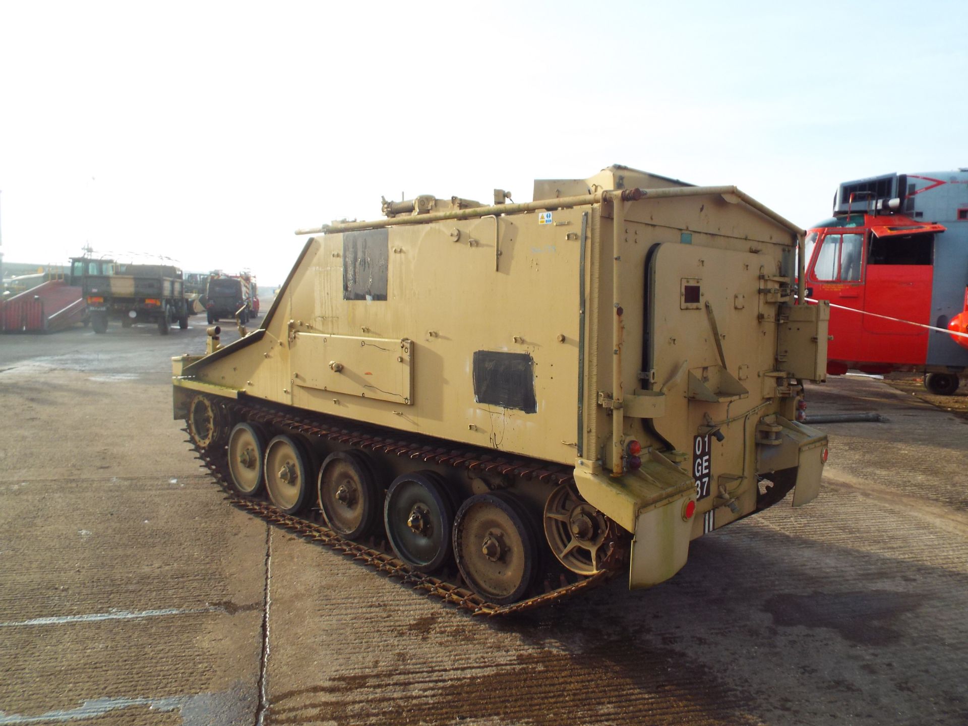 FV105 Sultan Armoured Personnel Carrier - Image 5 of 28