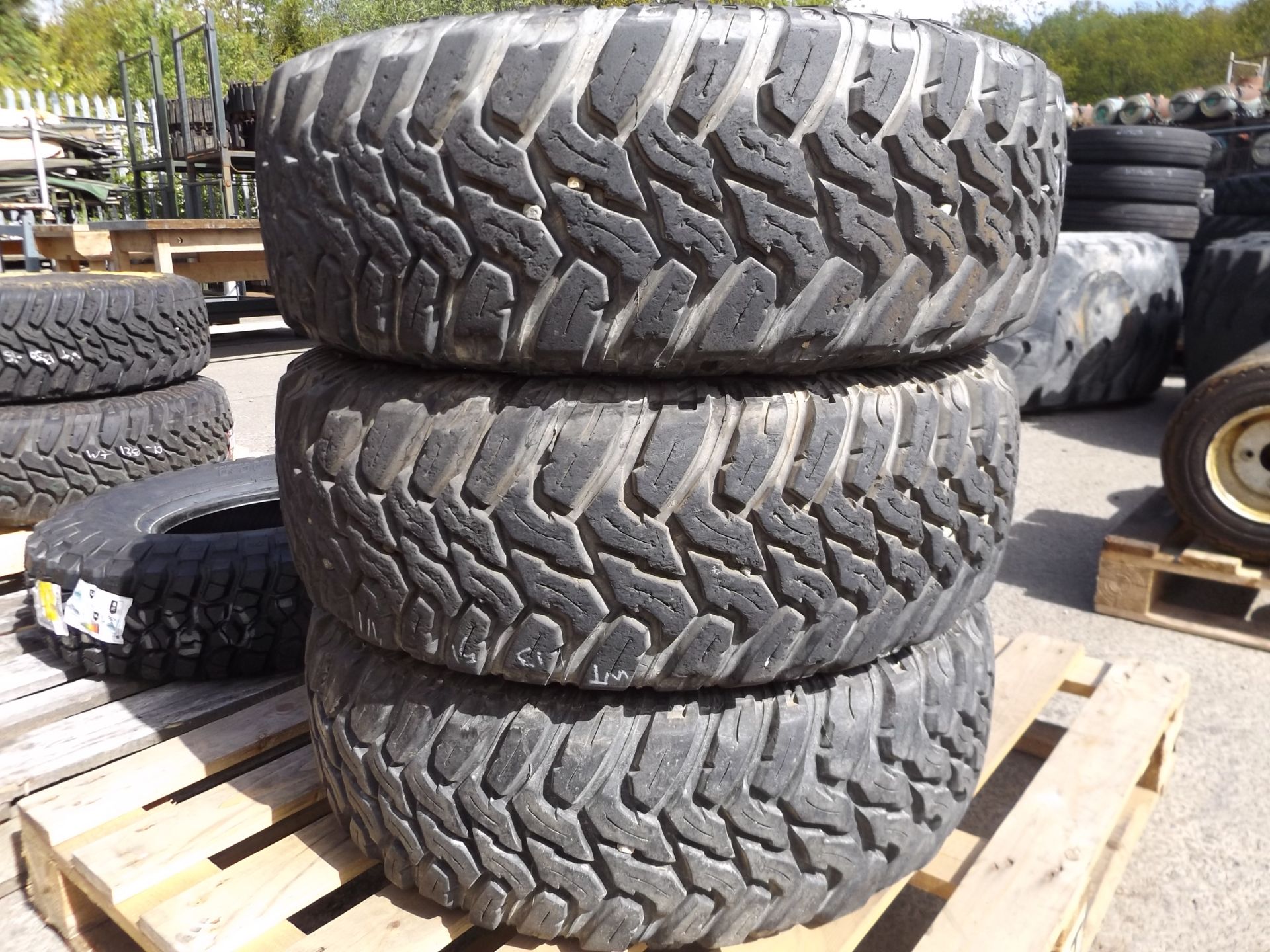 3 x Coopers Discoverer STT LT265/75 R16 Tyres - Image 5 of 6