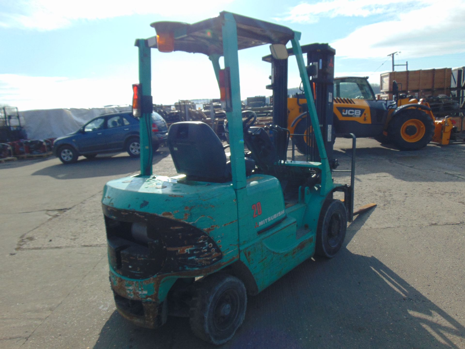 Mitsubishi FD20K Counter Balance Diesel Forklift - Image 8 of 16