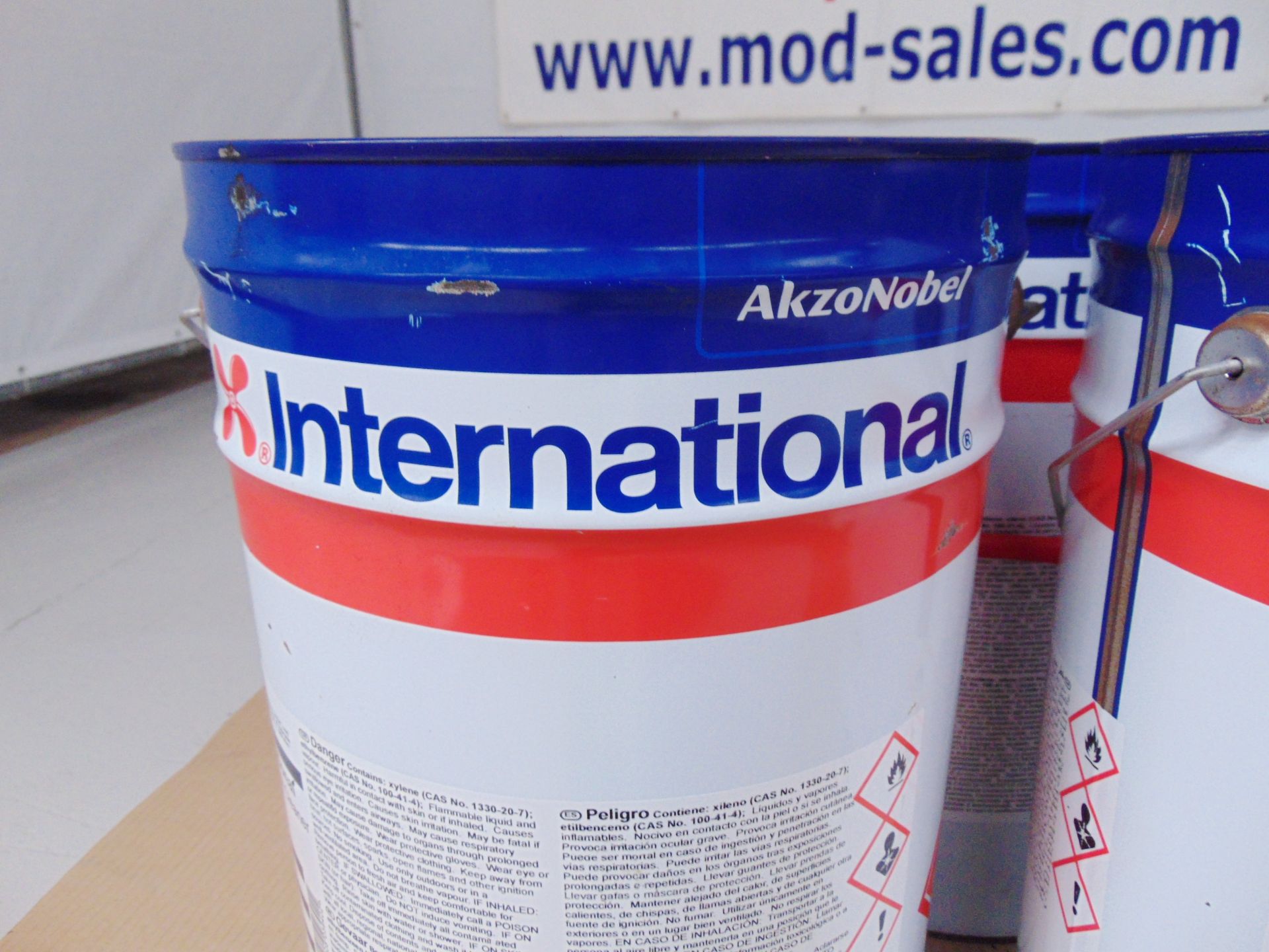 5 x 25L Tin of International Thinners / Equipment Cleaner GTA007 - Image 2 of 3