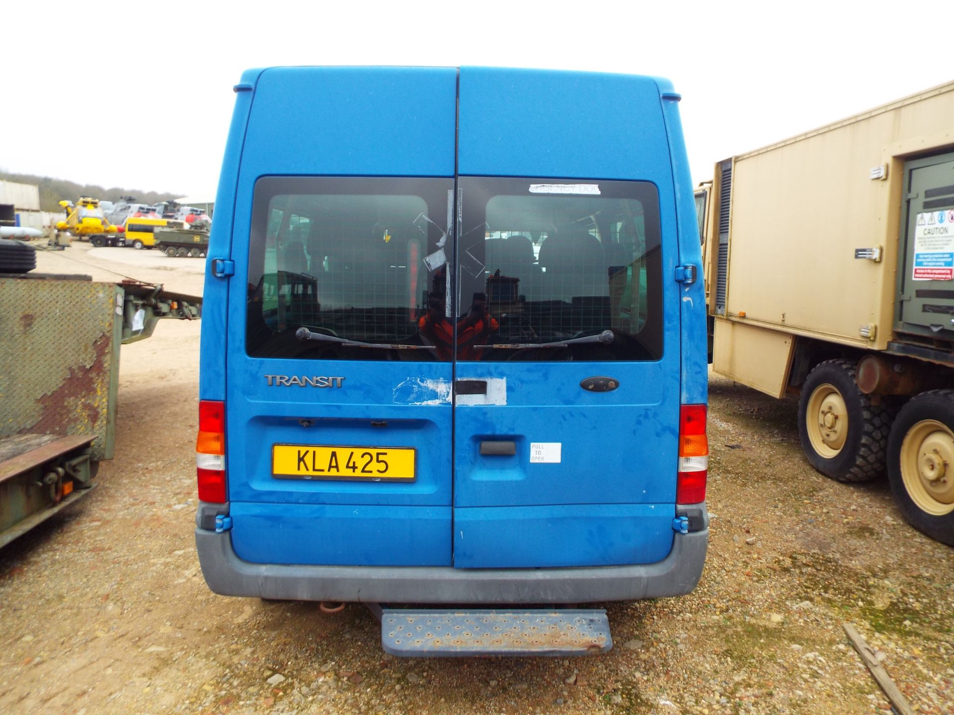 Ford Transit 9 Seat Minibus - Image 5 of 17