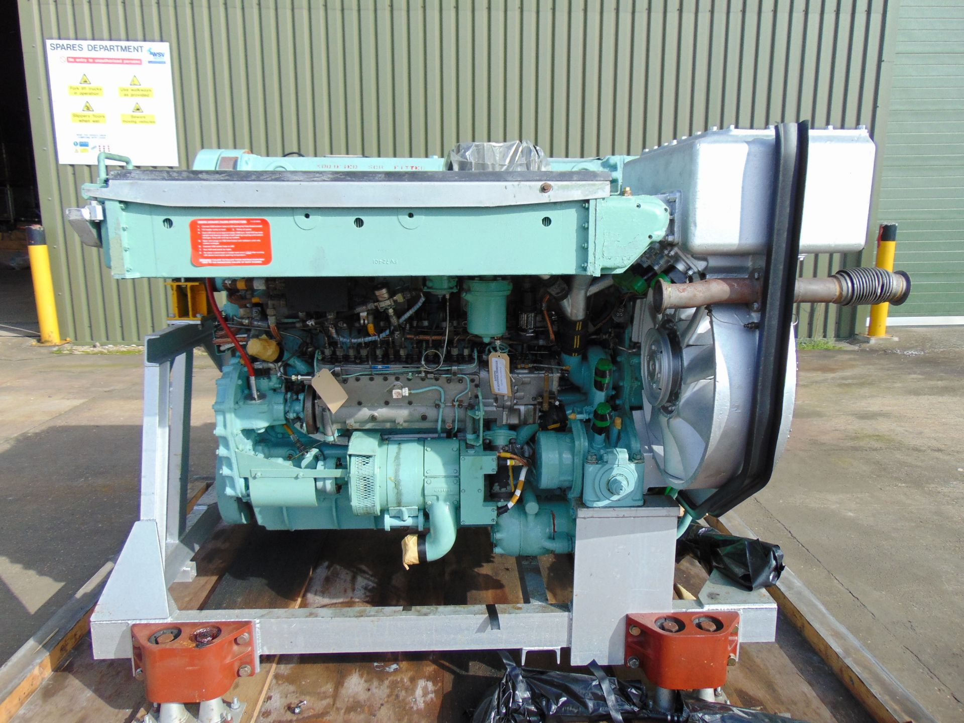 Cheiftain MBT Leyland L60 MK4 19L Vertical Six Cylinder Opposed Piston Diesel Engine Power Pack - Image 3 of 34